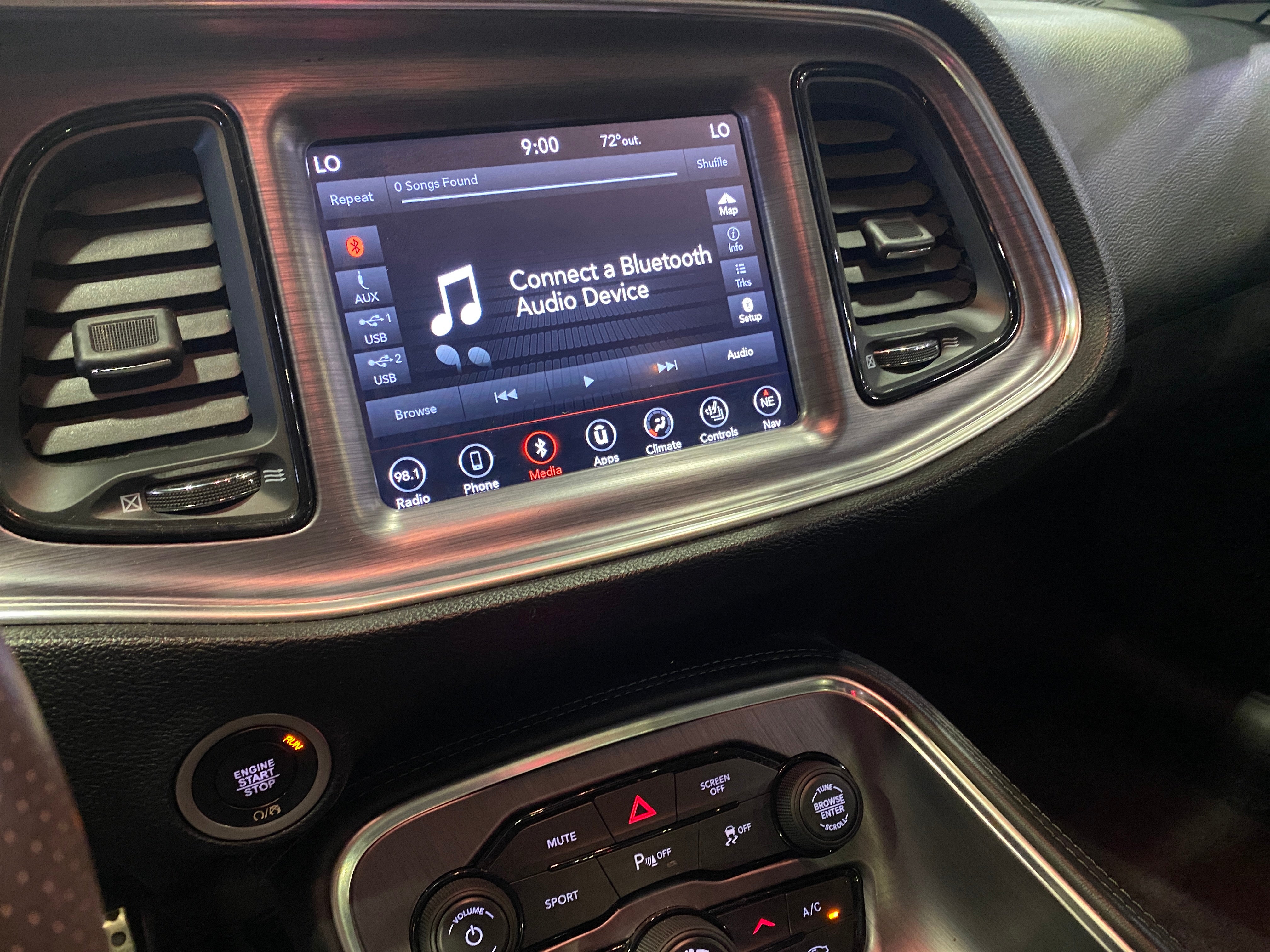 2018 Dodge Challenger SXT 2
