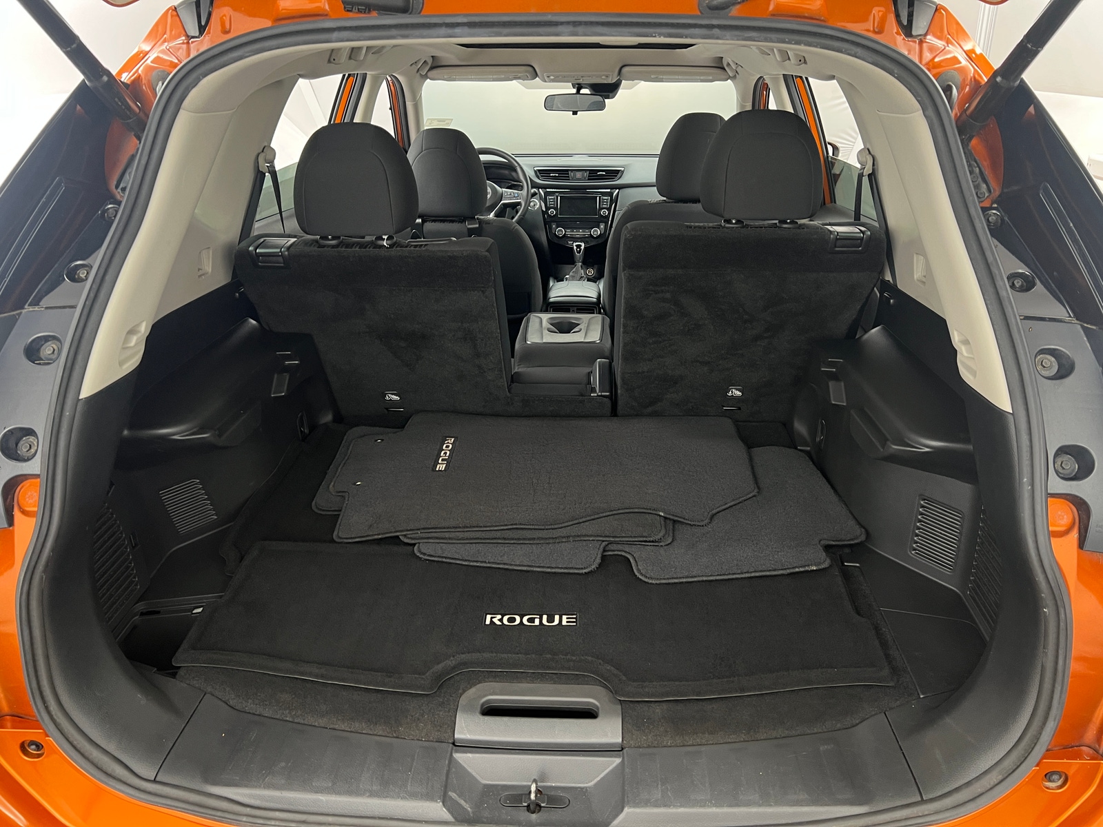 Thumbnail: 2020 Nissan Rogue - 7