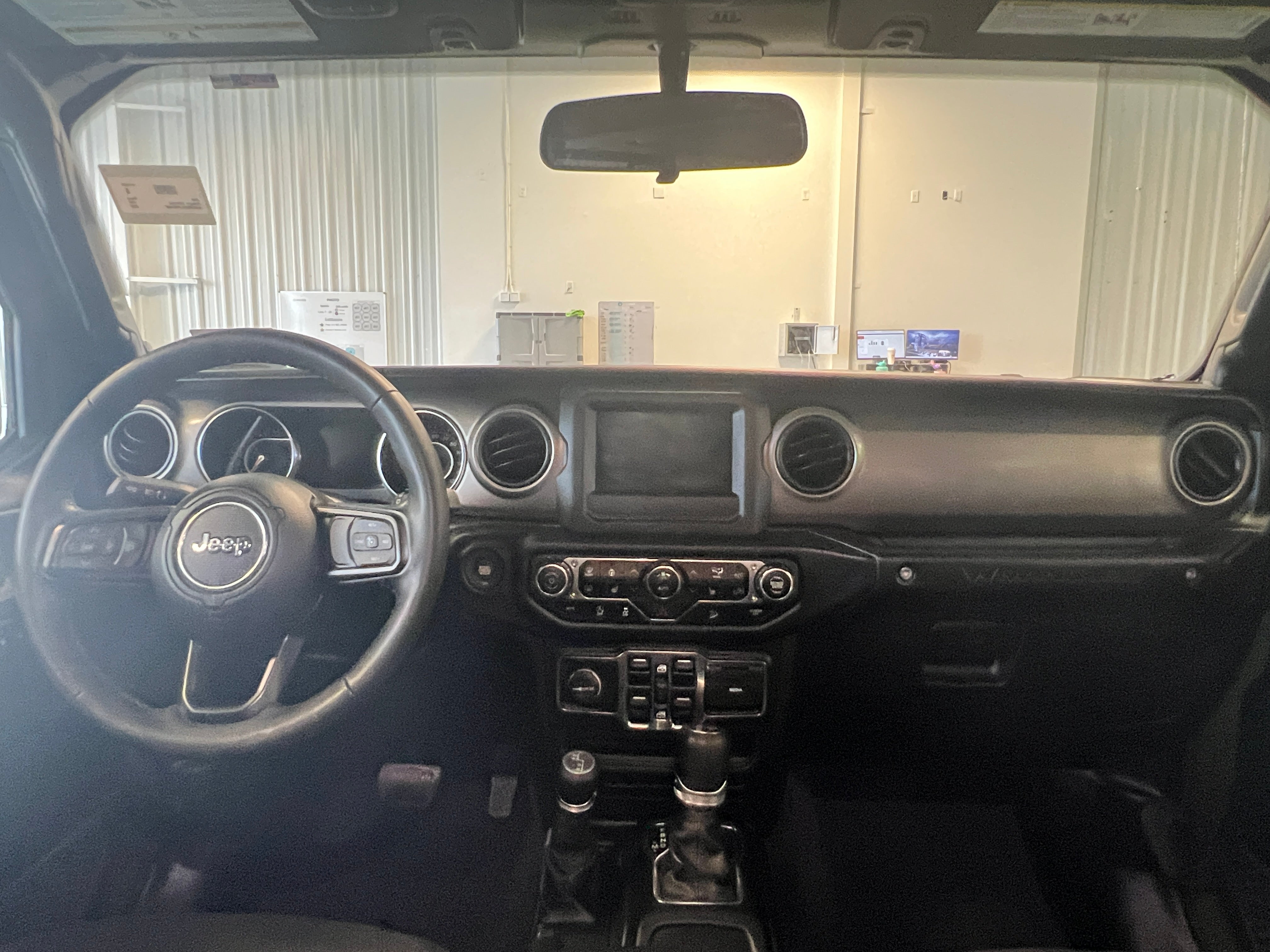 2020 Jeep Wrangler Unlimited Willys 3