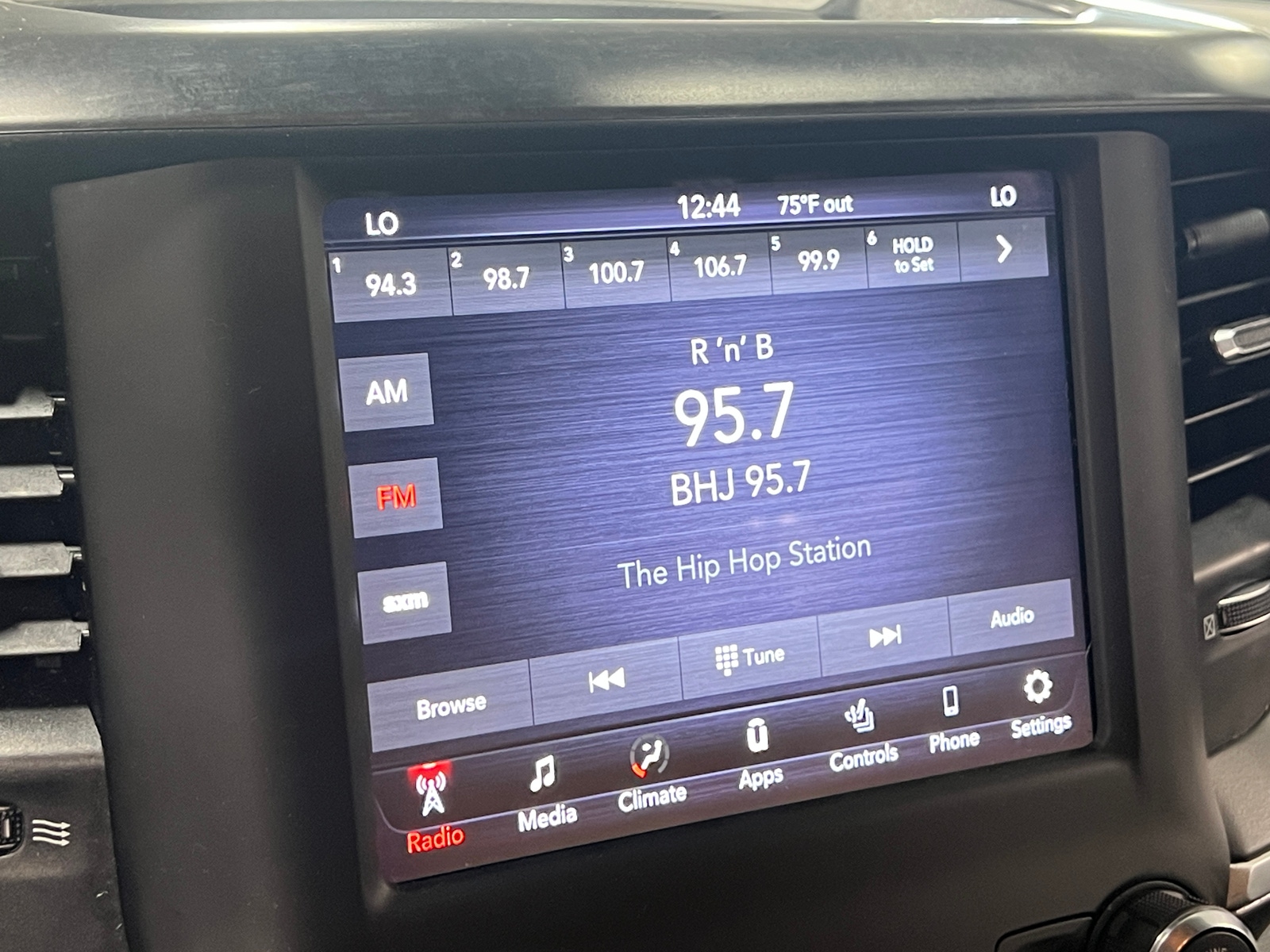 Thumbnail: 2020 RAM 1500 - 4