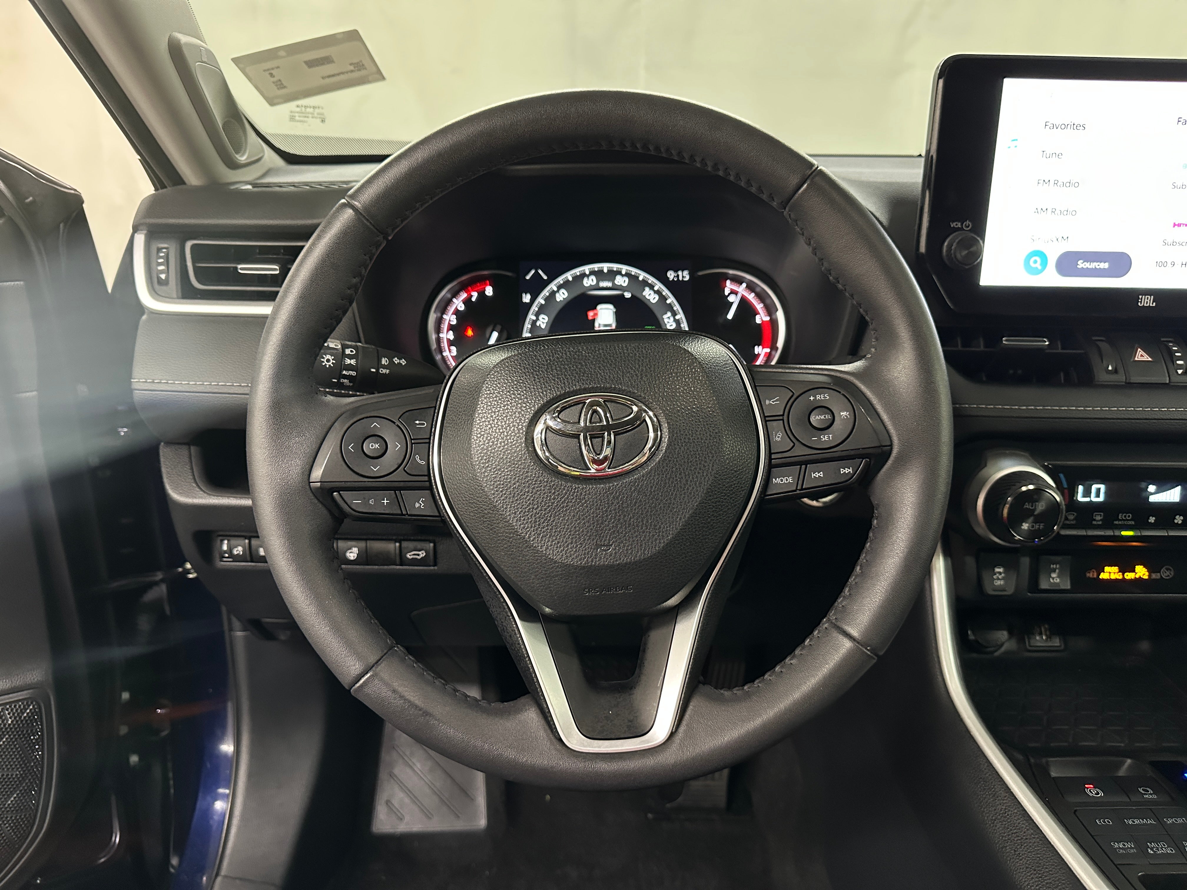 2023 Toyota RAV4 XLE Premium 4