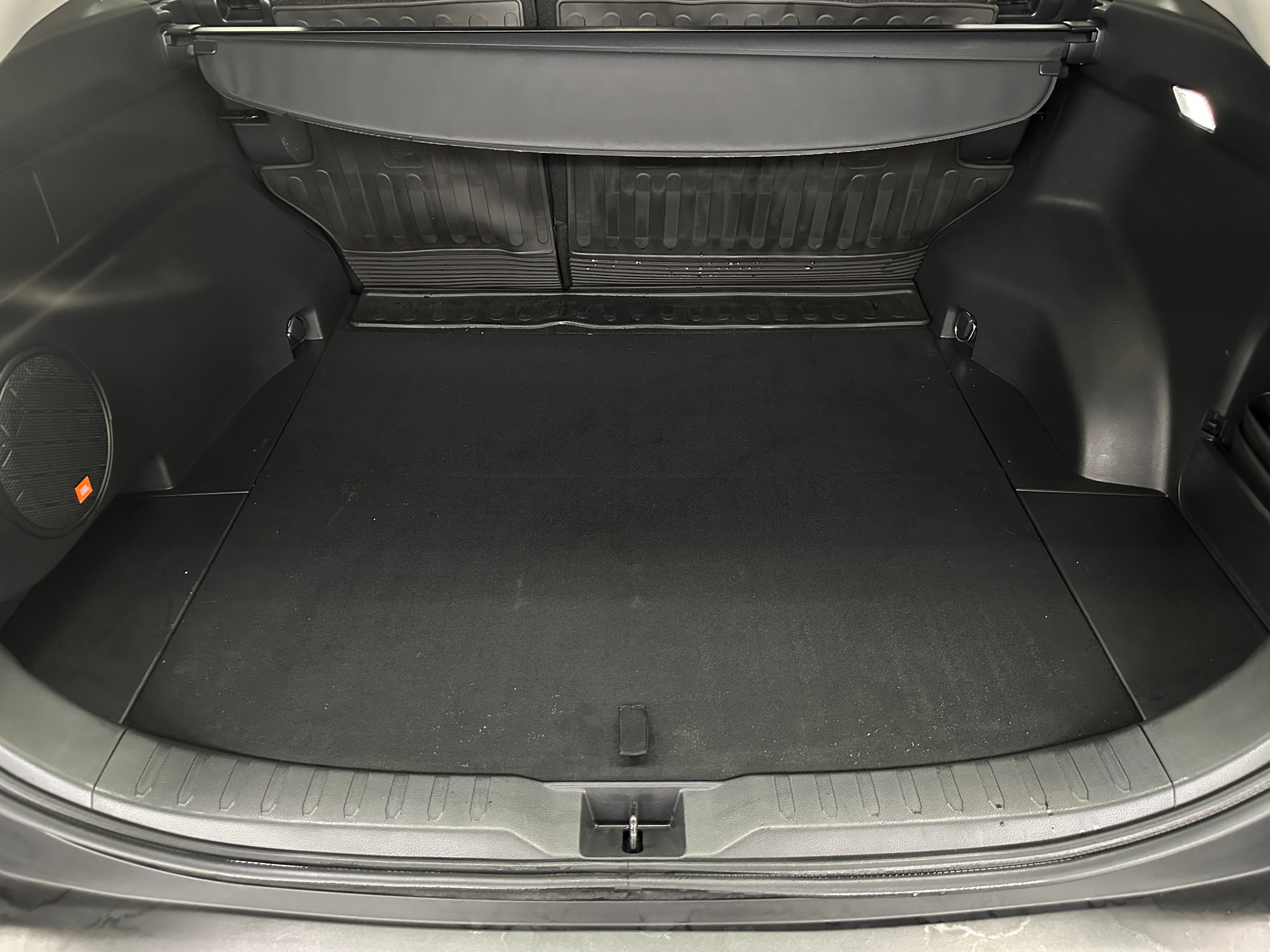 2023 Toyota RAV4 XLE Premium 6