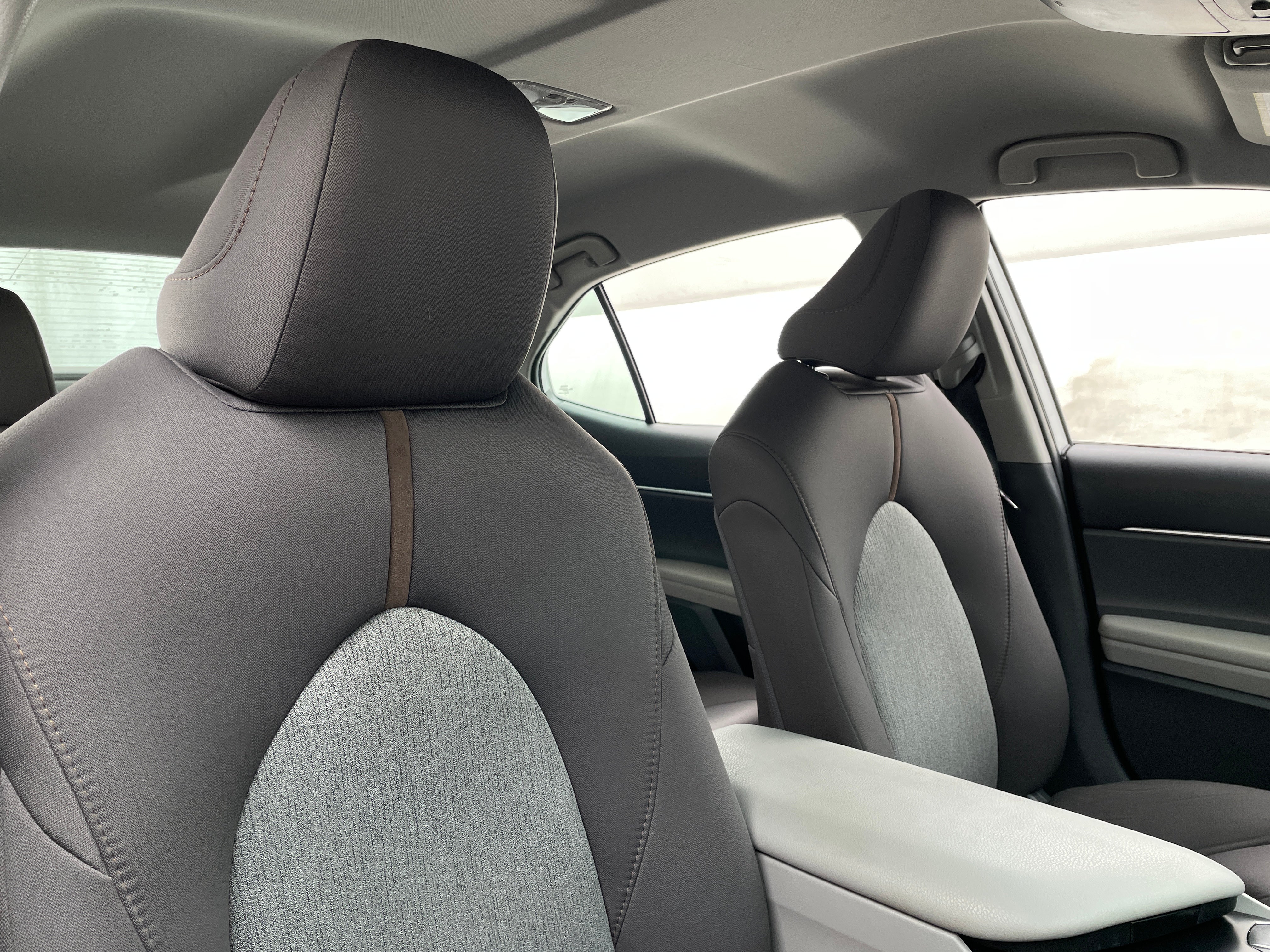 2019 Toyota Camry LE 2