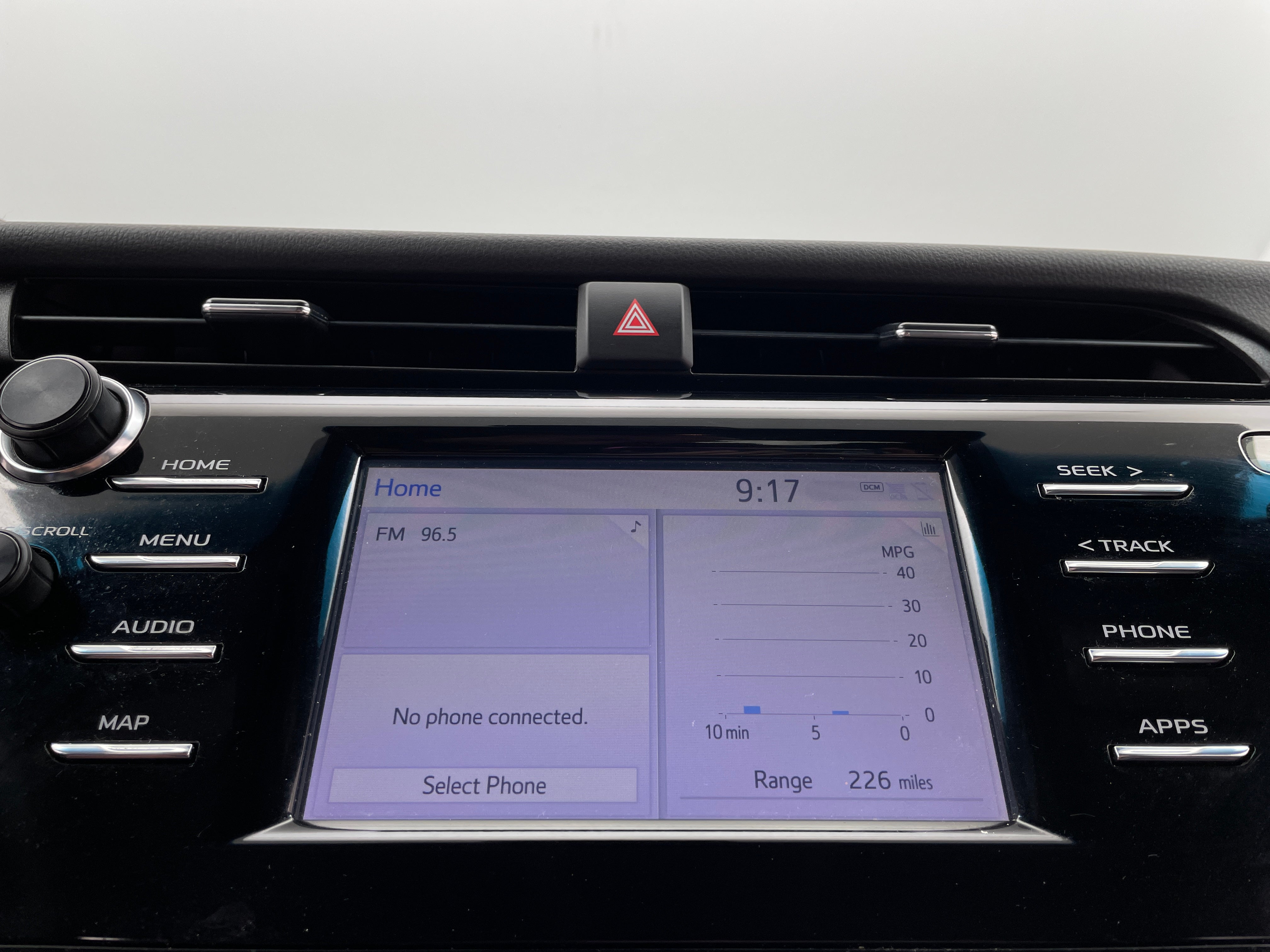 2019 Toyota Camry LE 4