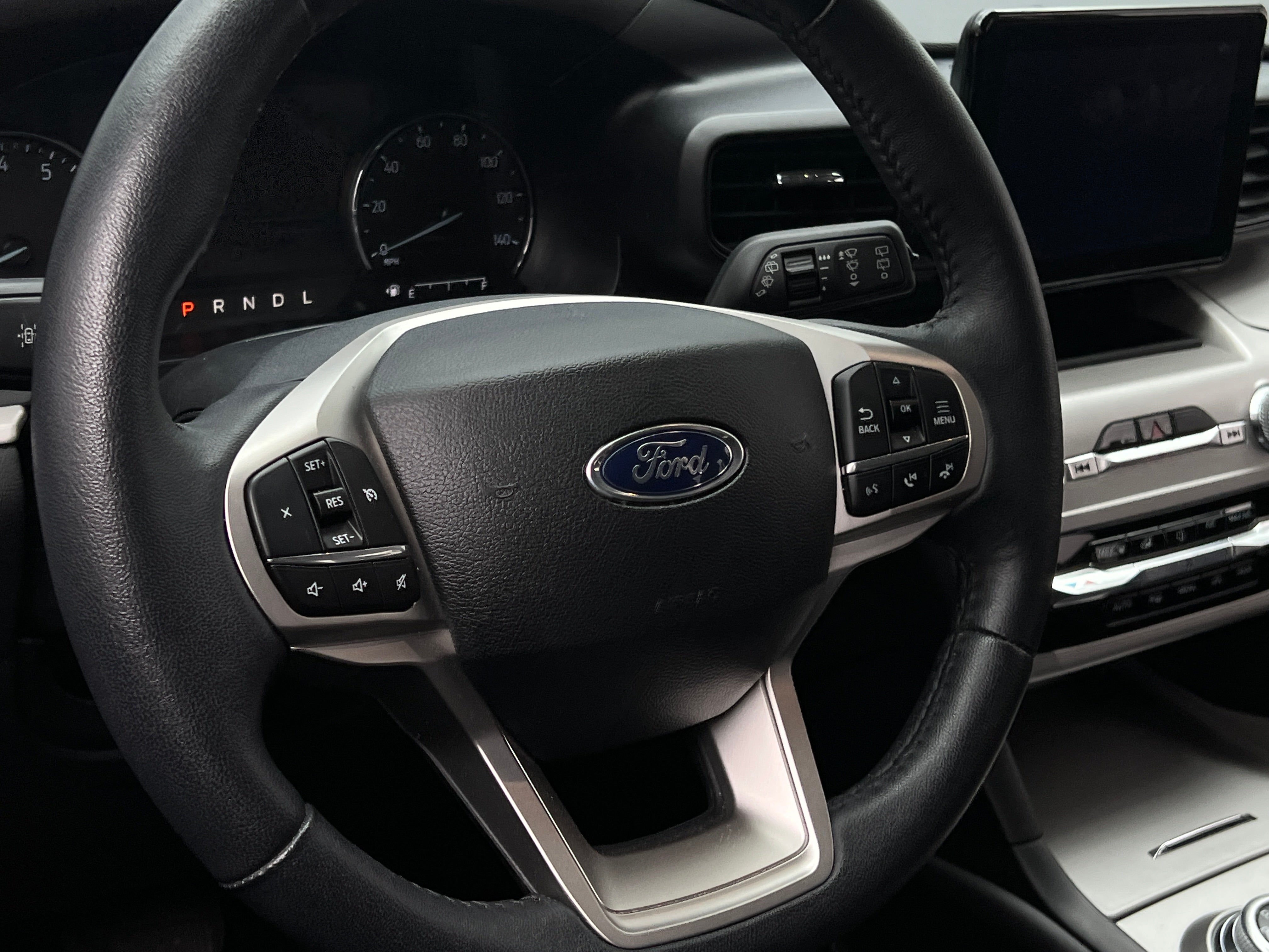 2023 Ford Explorer XLT 5