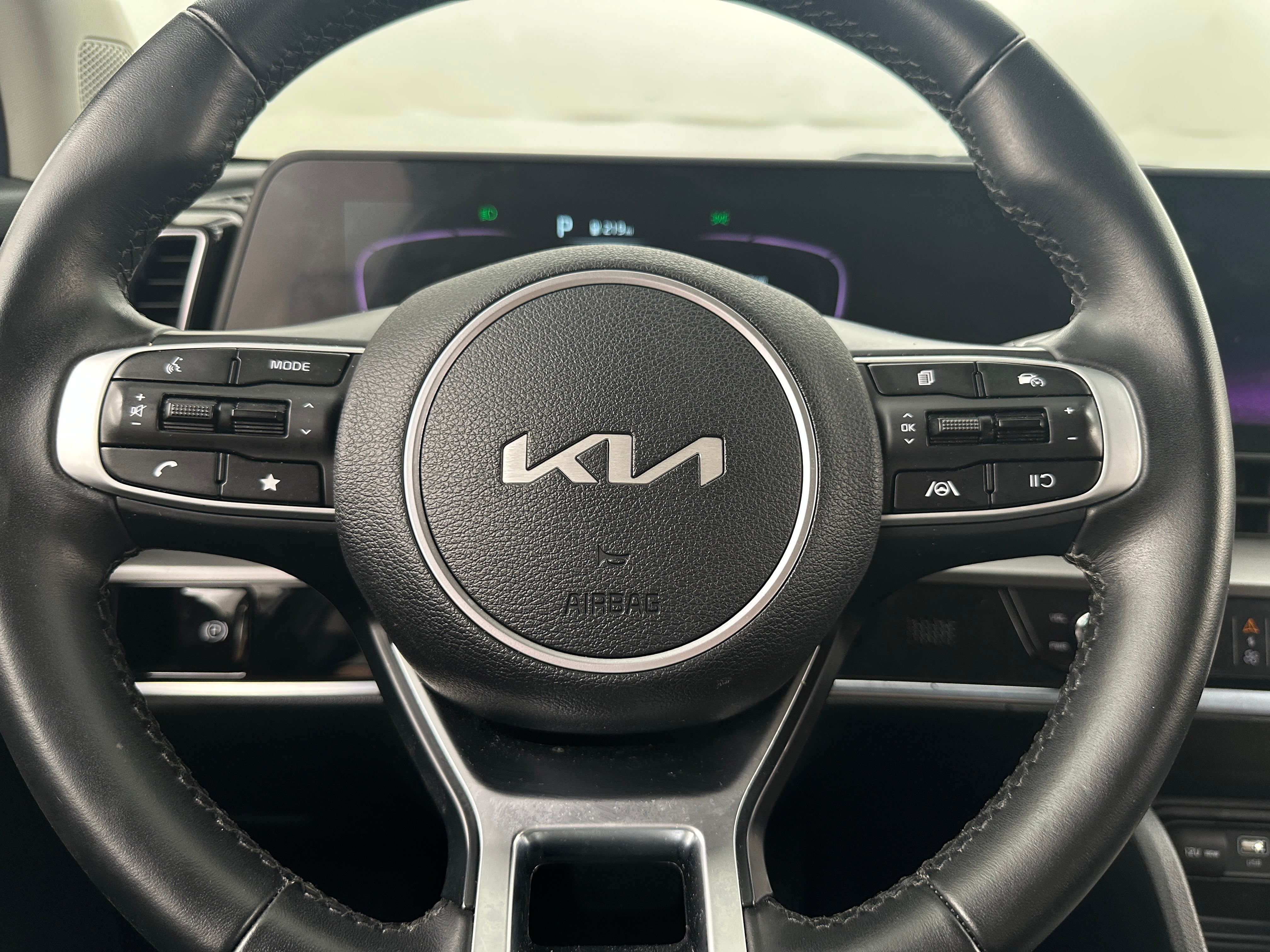 2023 Kia Sportage EX 4