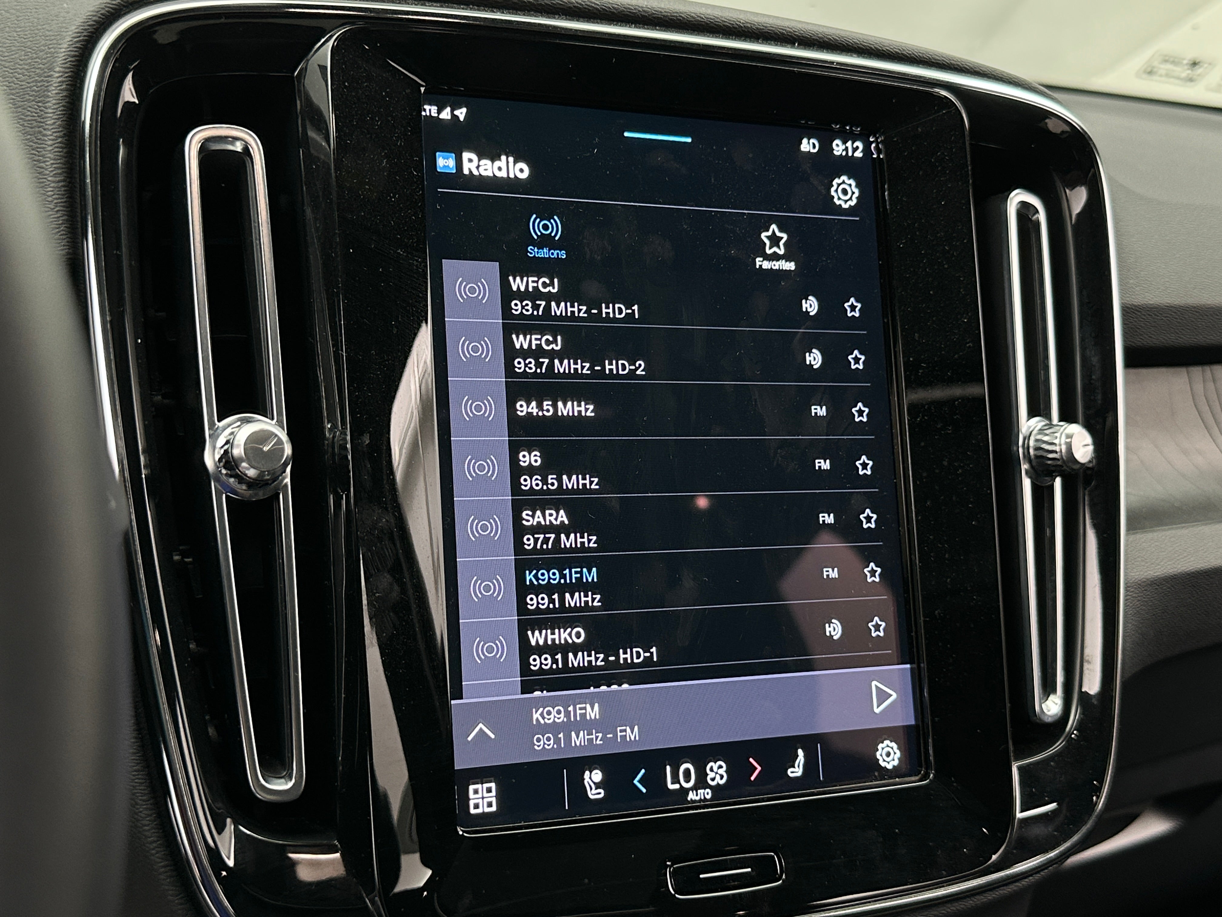 2023 Volvo XC40 Recharge Ultimate 4