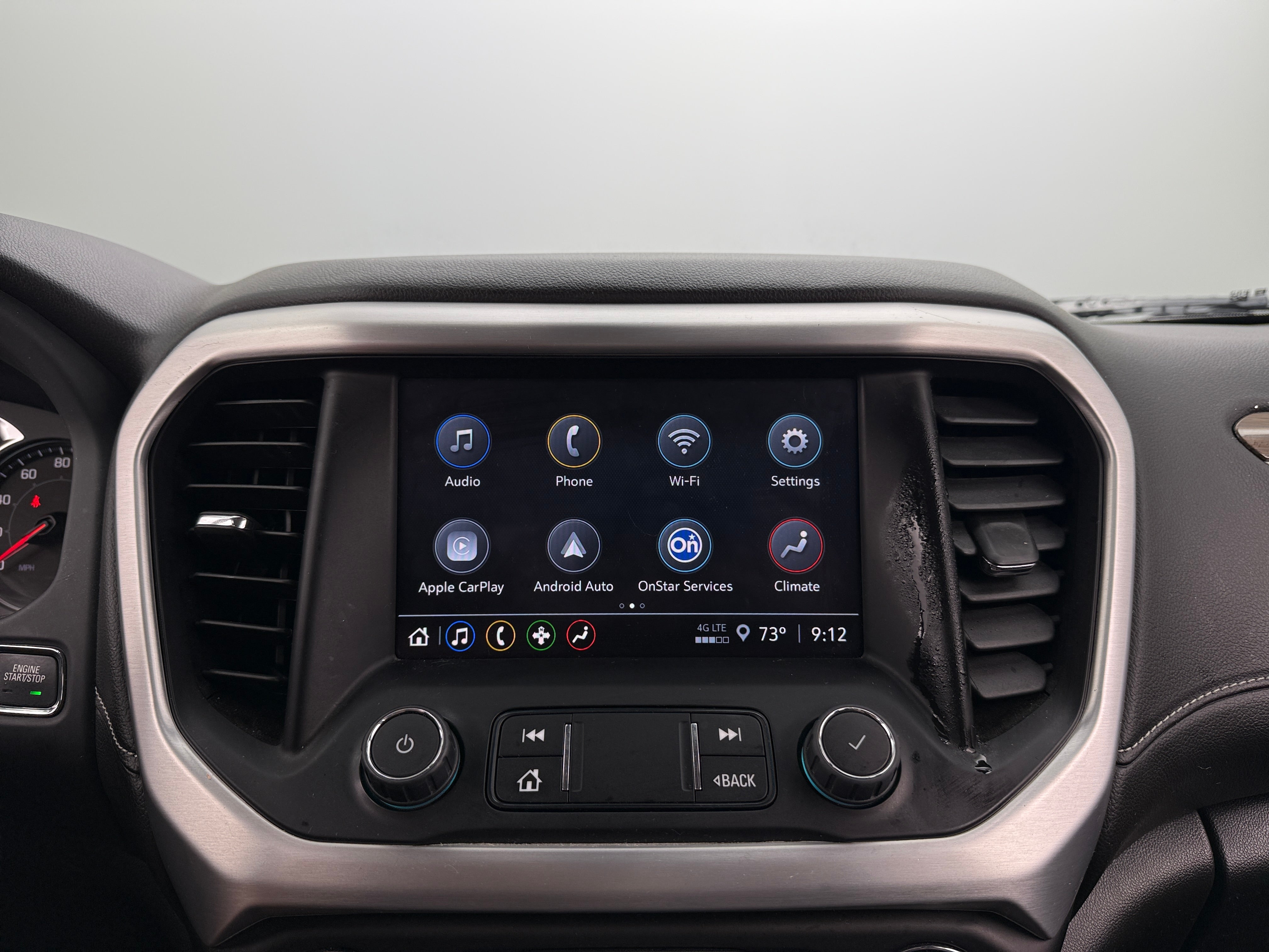 2022 GMC Acadia SLE 4