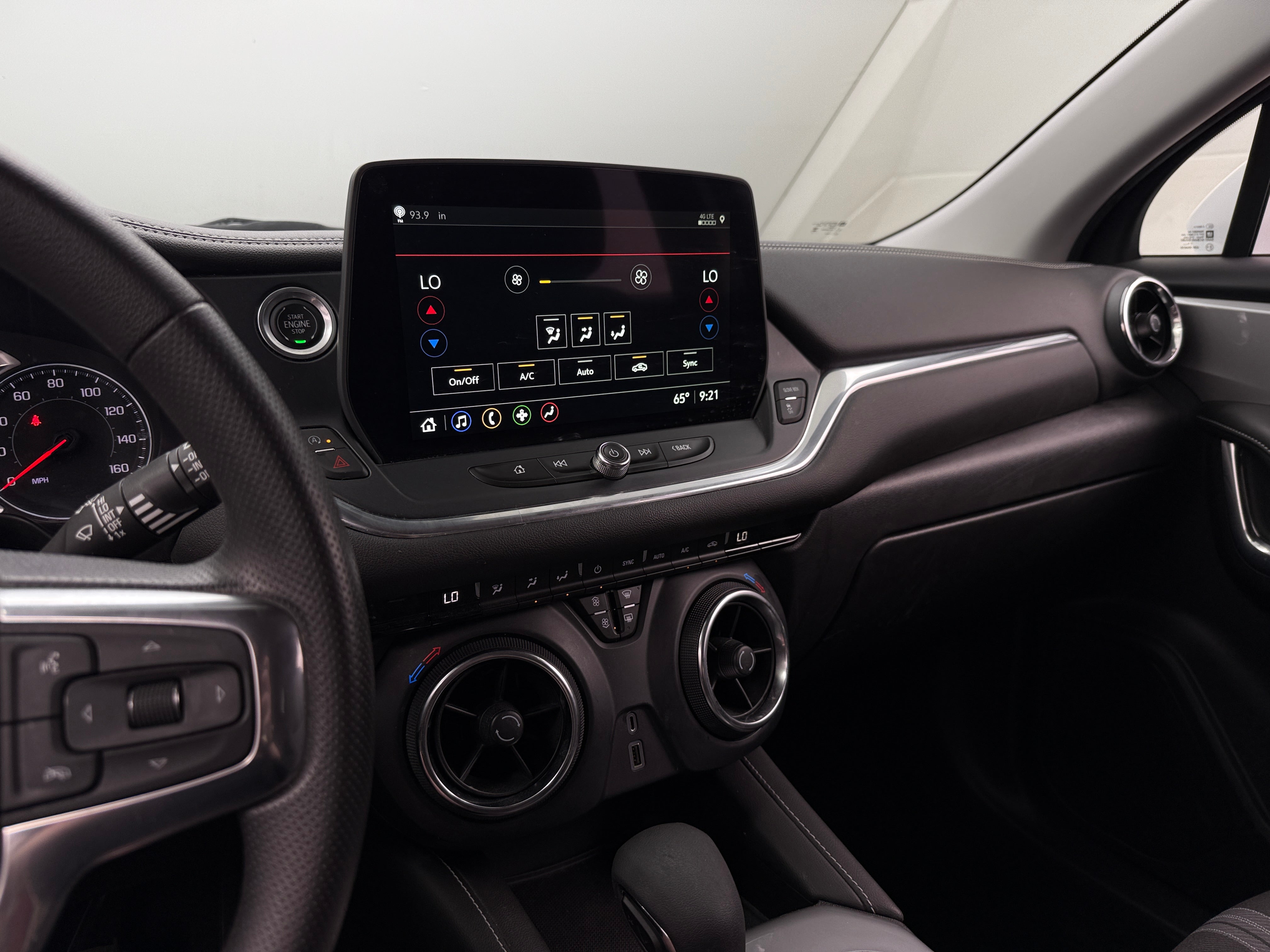 2023 Chevrolet Blazer  4