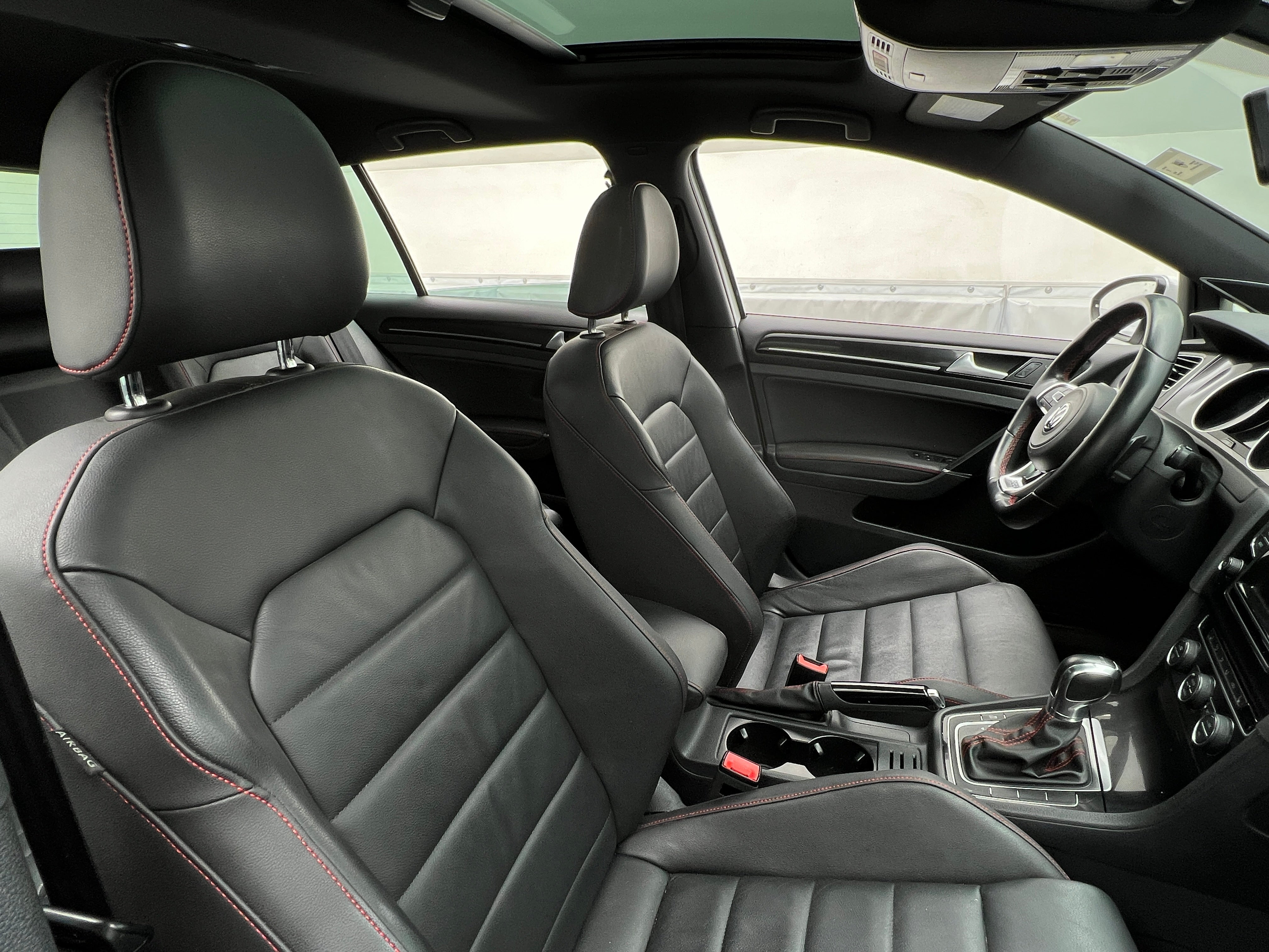 2015 Volkswagen Golf GTI Autobahn 2