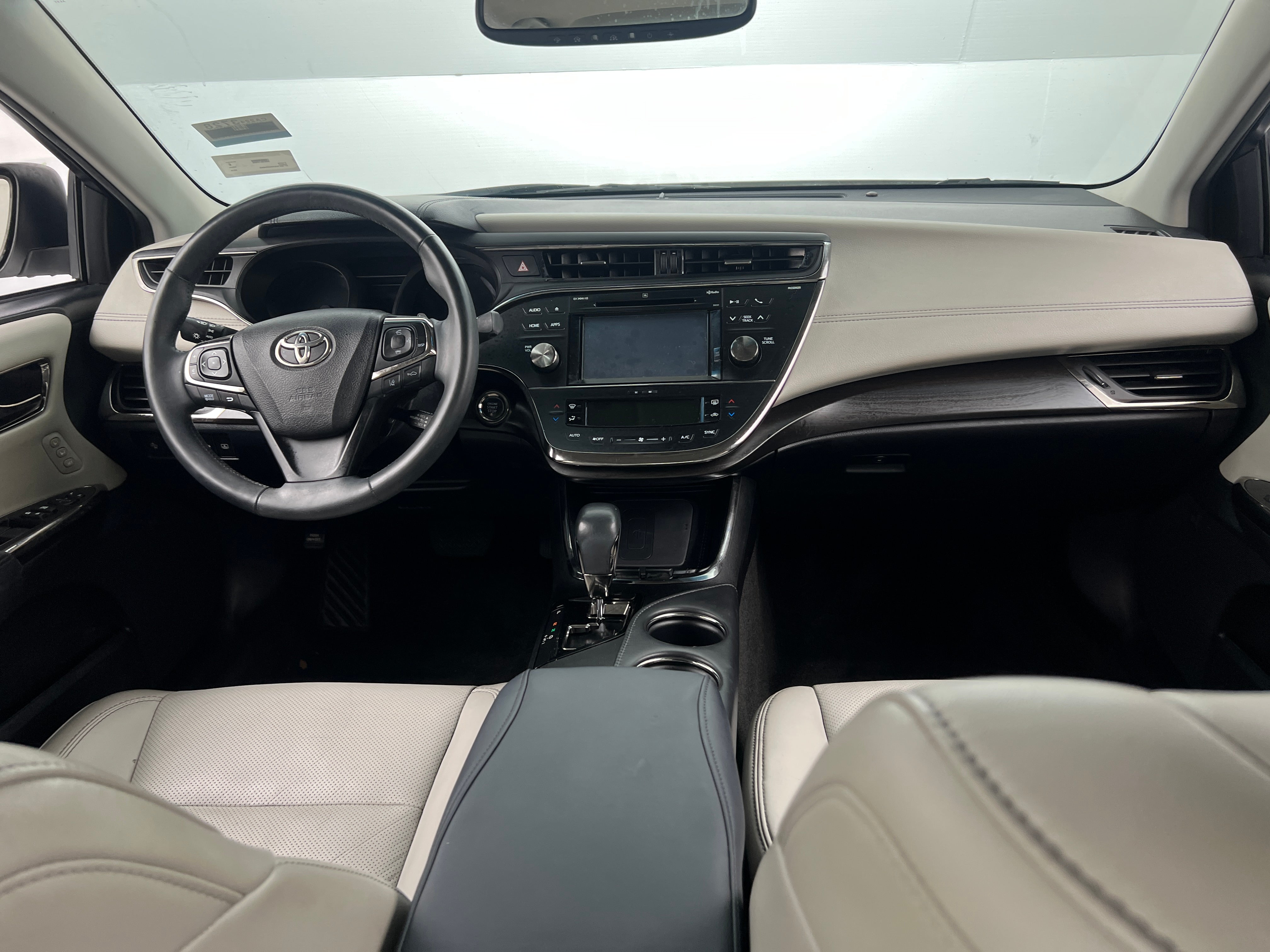 Thumbnail: 2016 Toyota Avalon - 2