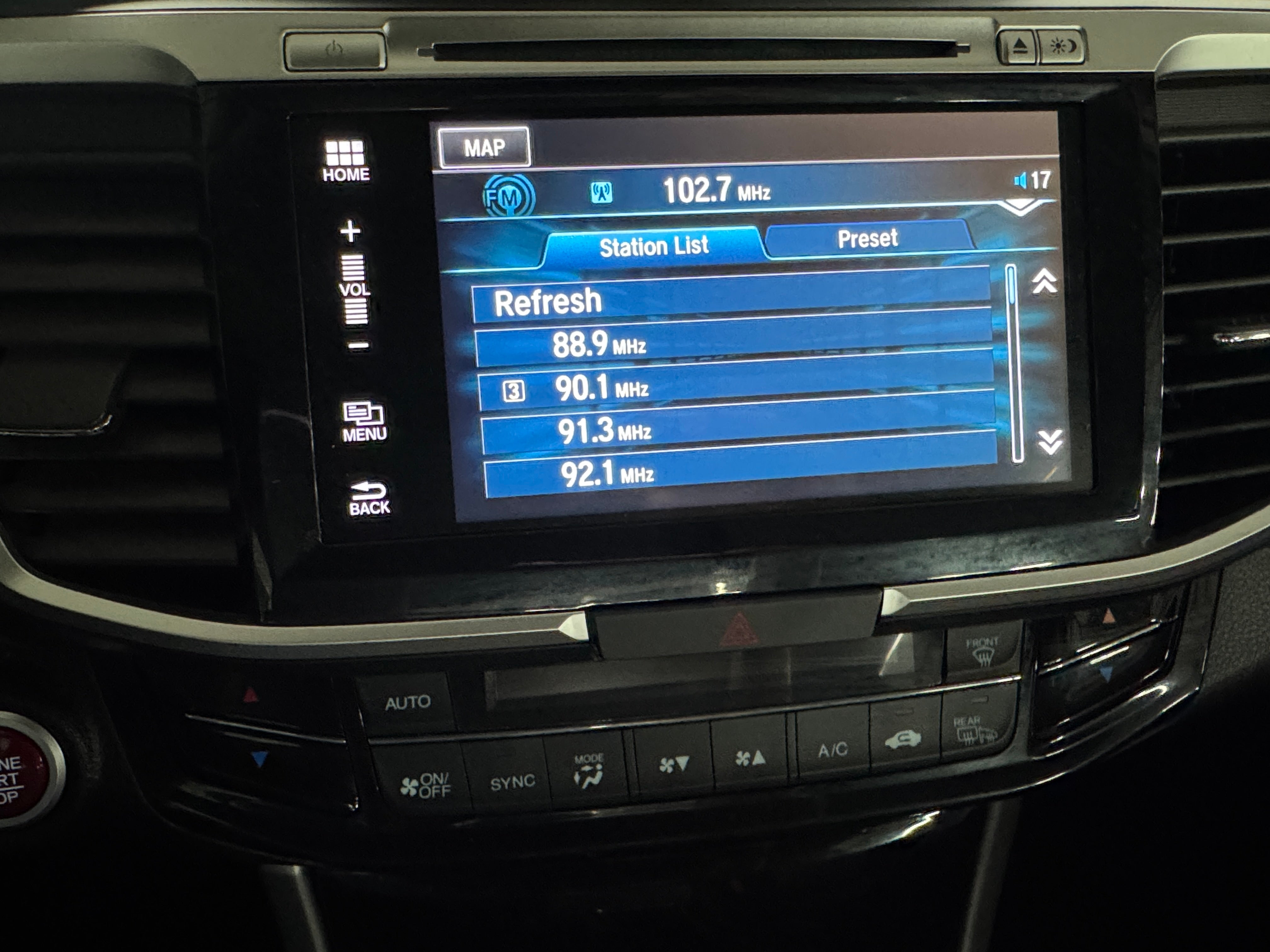 2016 Honda Accord Touring 3