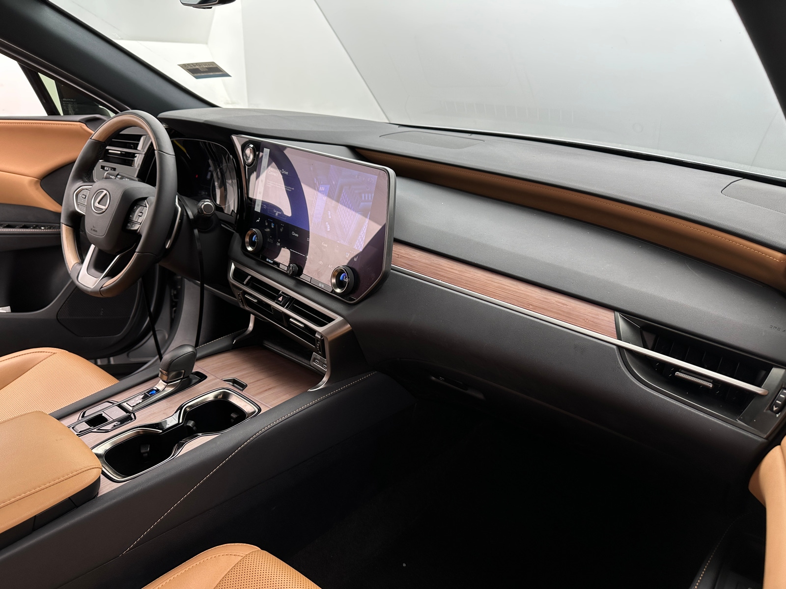 Thumbnail: 2024 Lexus RX - 2