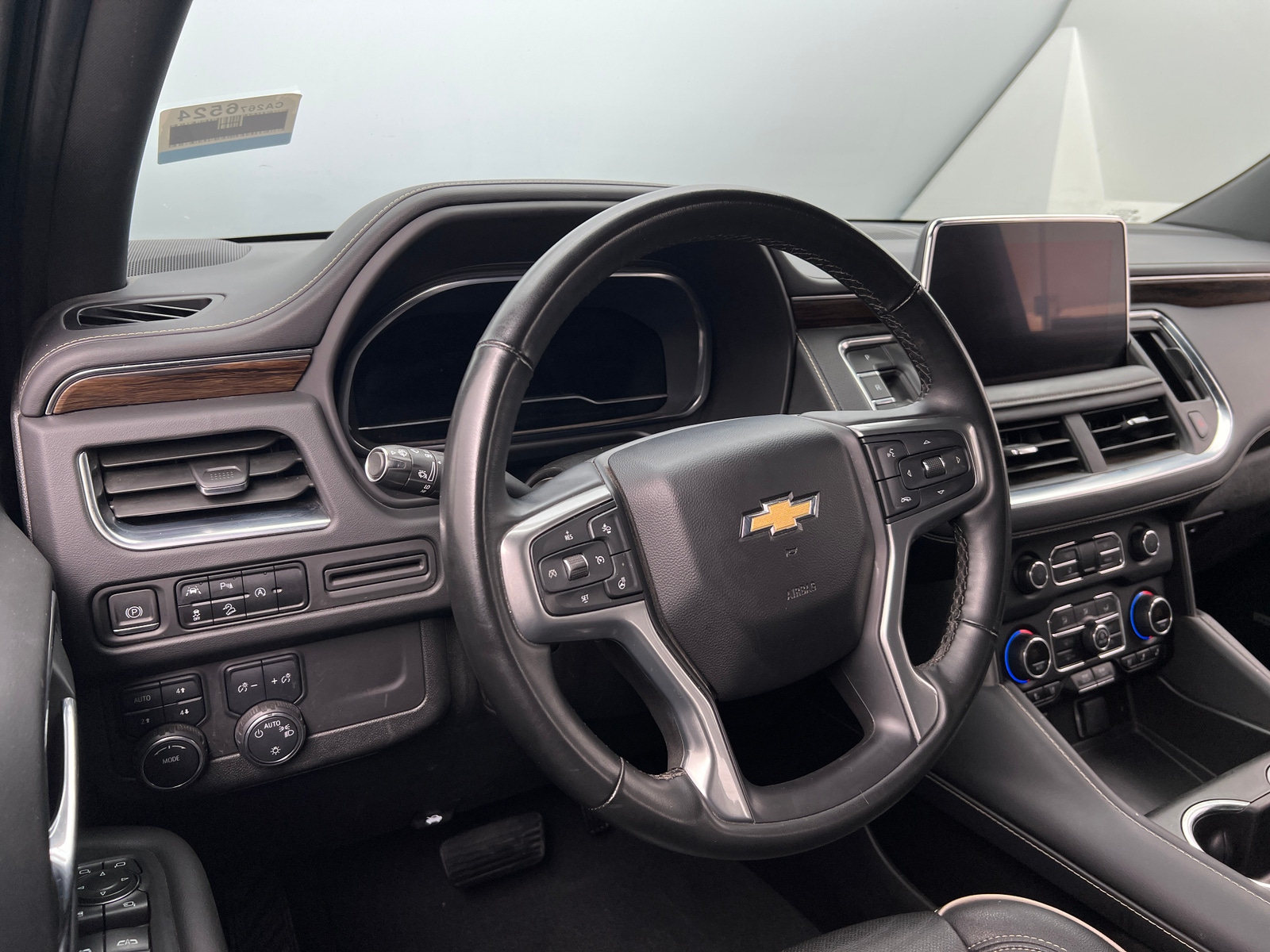 Thumbnail: 2023 Chevrolet Suburban - 4