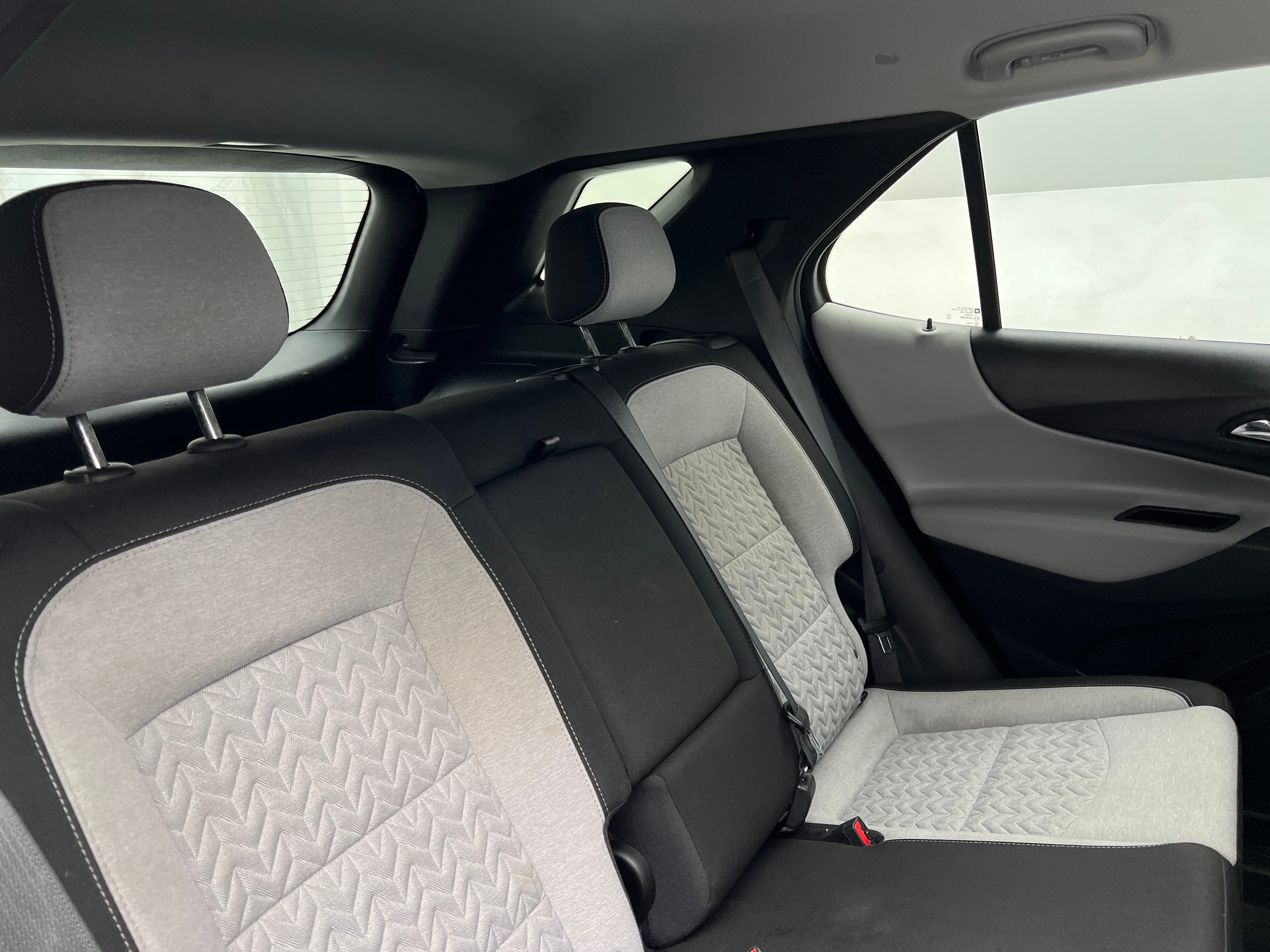 Thumbnail: 2022 Chevrolet Equinox - 6