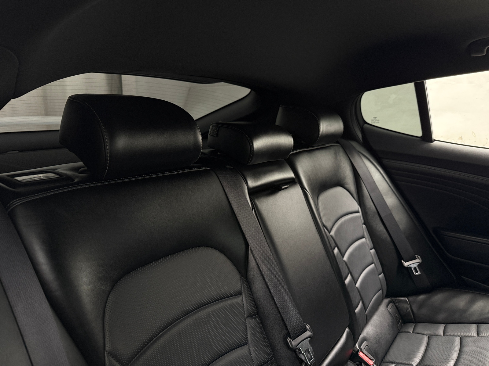 Thumbnail: 2022 Kia Stinger - 5