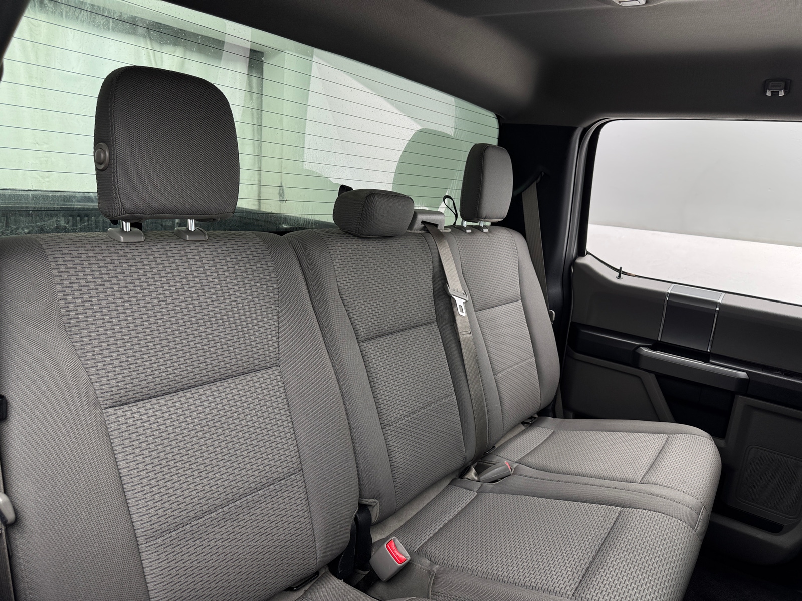 Thumbnail: 2017 Ford Econoline - 6