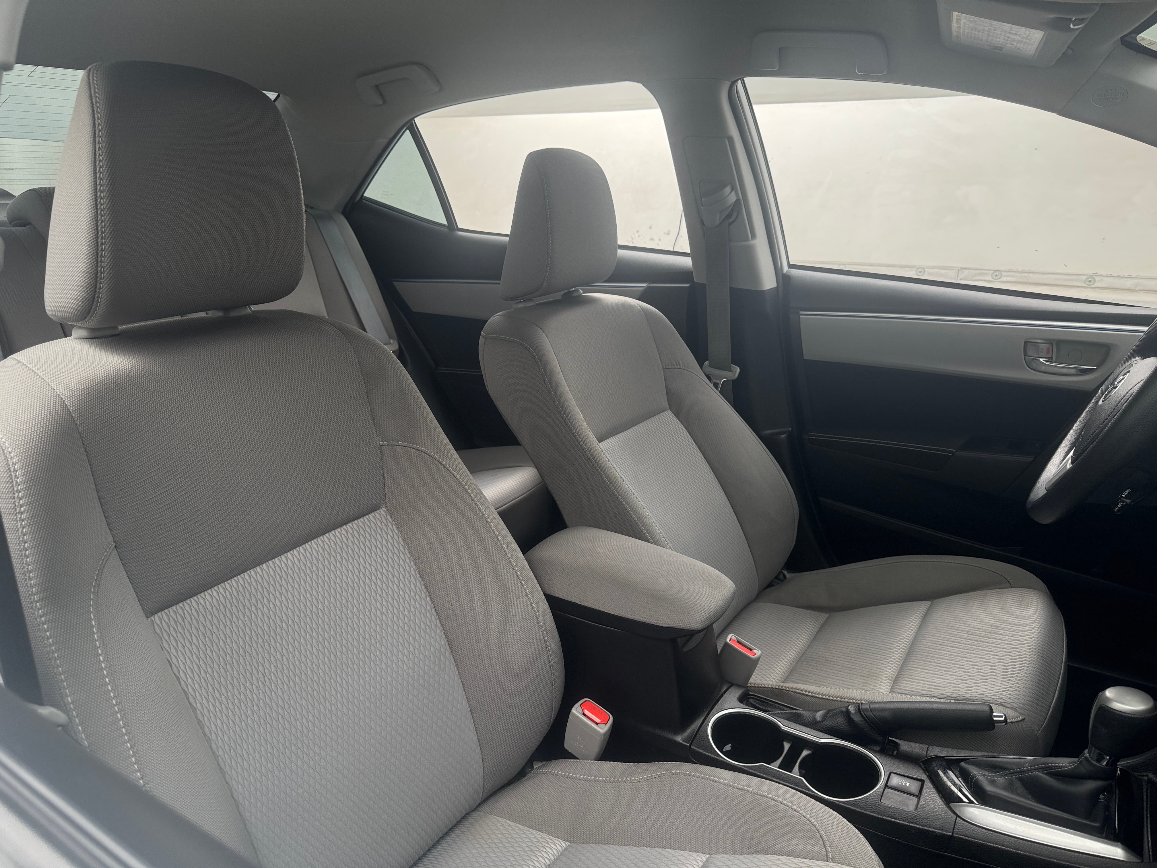 2016 Toyota Corolla LE 2