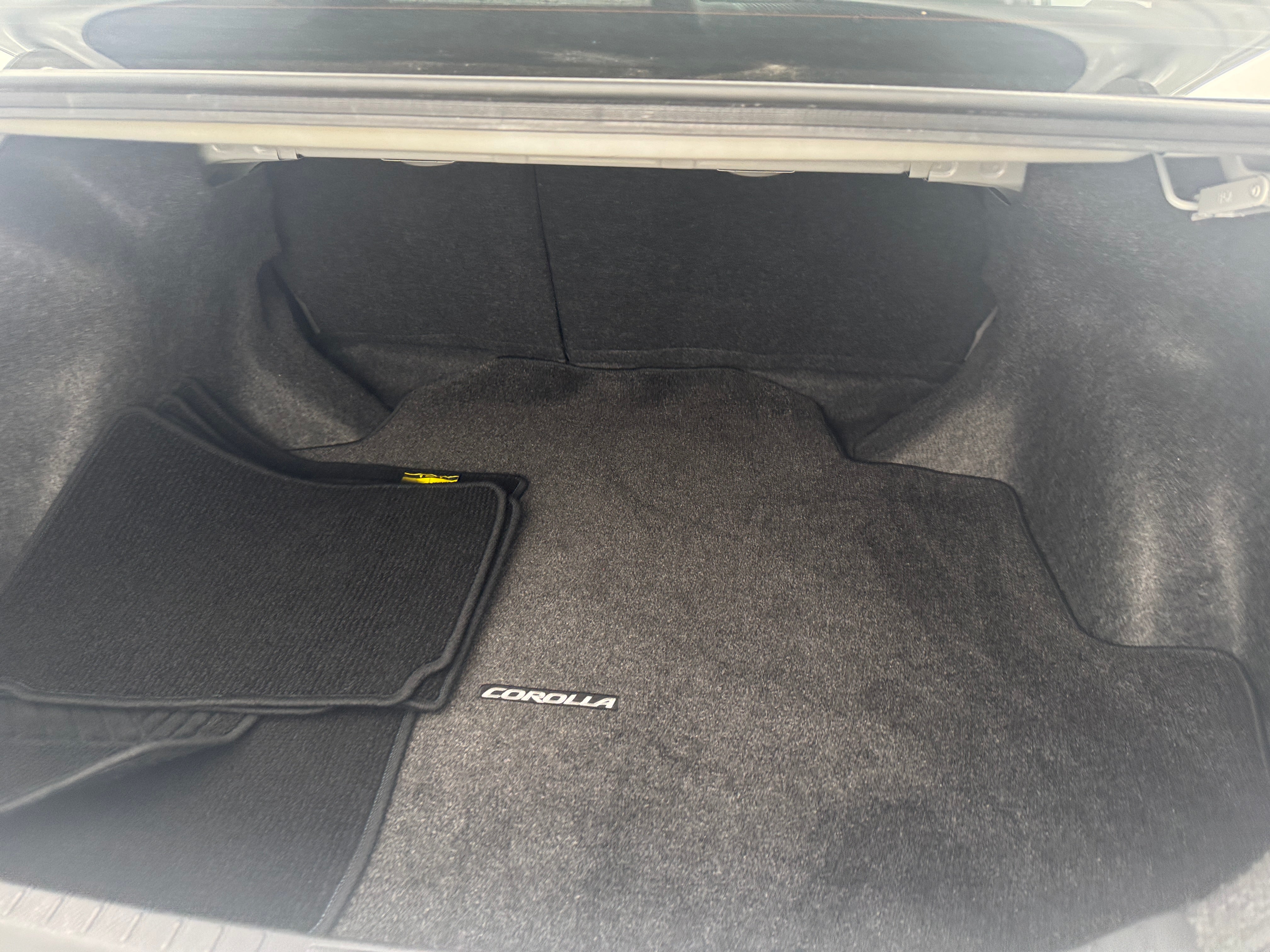 2016 Toyota Corolla LE 7
