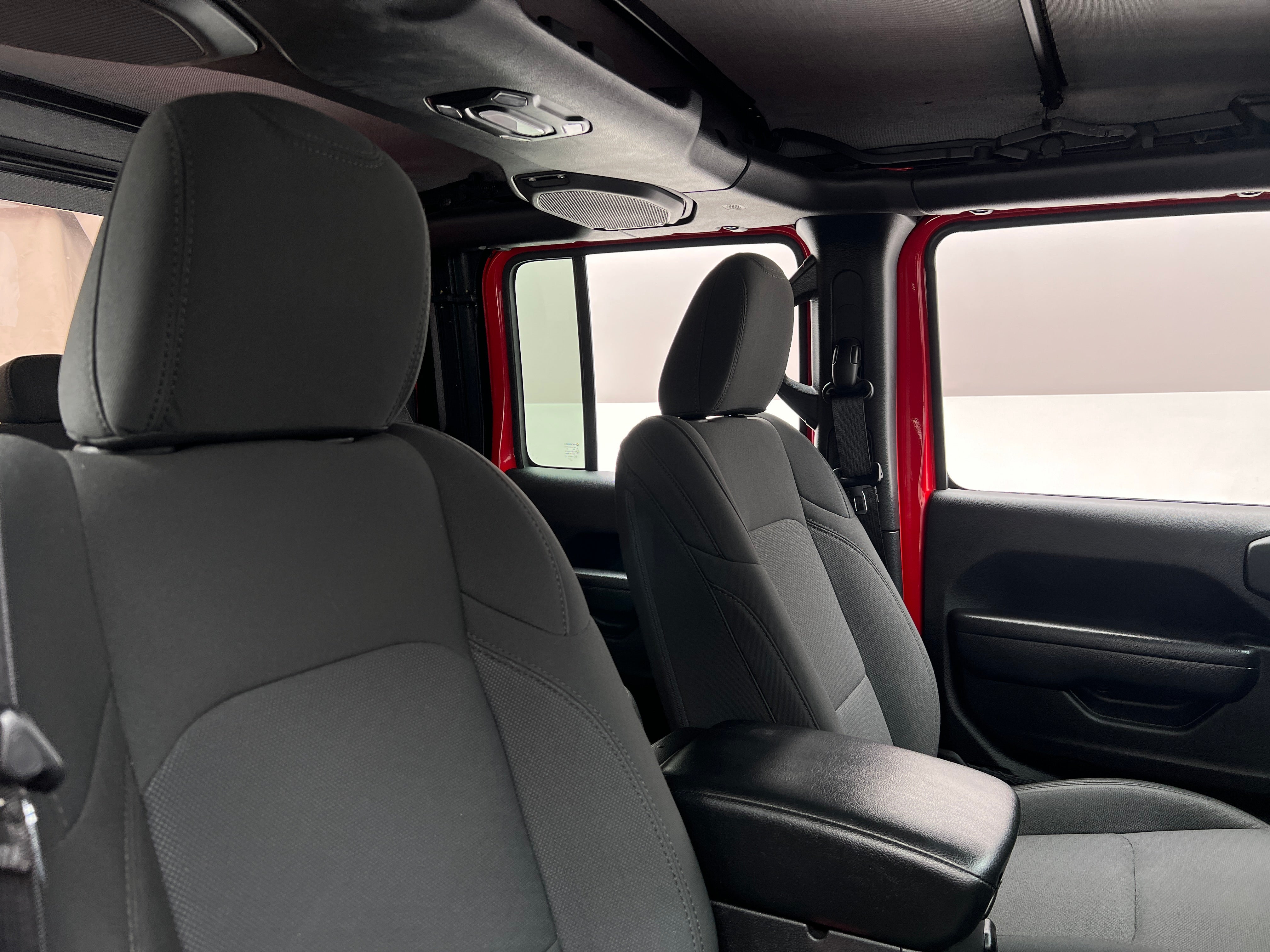 2023 Jeep Gladiator Sport S 2