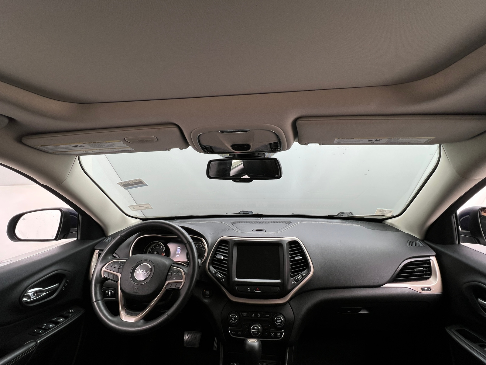 Thumbnail: 2015 Jeep Cherokee - 2