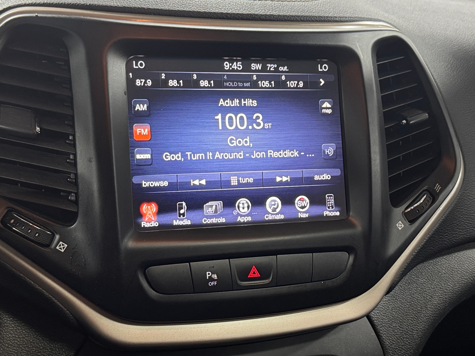 Thumbnail: 2015 Jeep Cherokee - 3