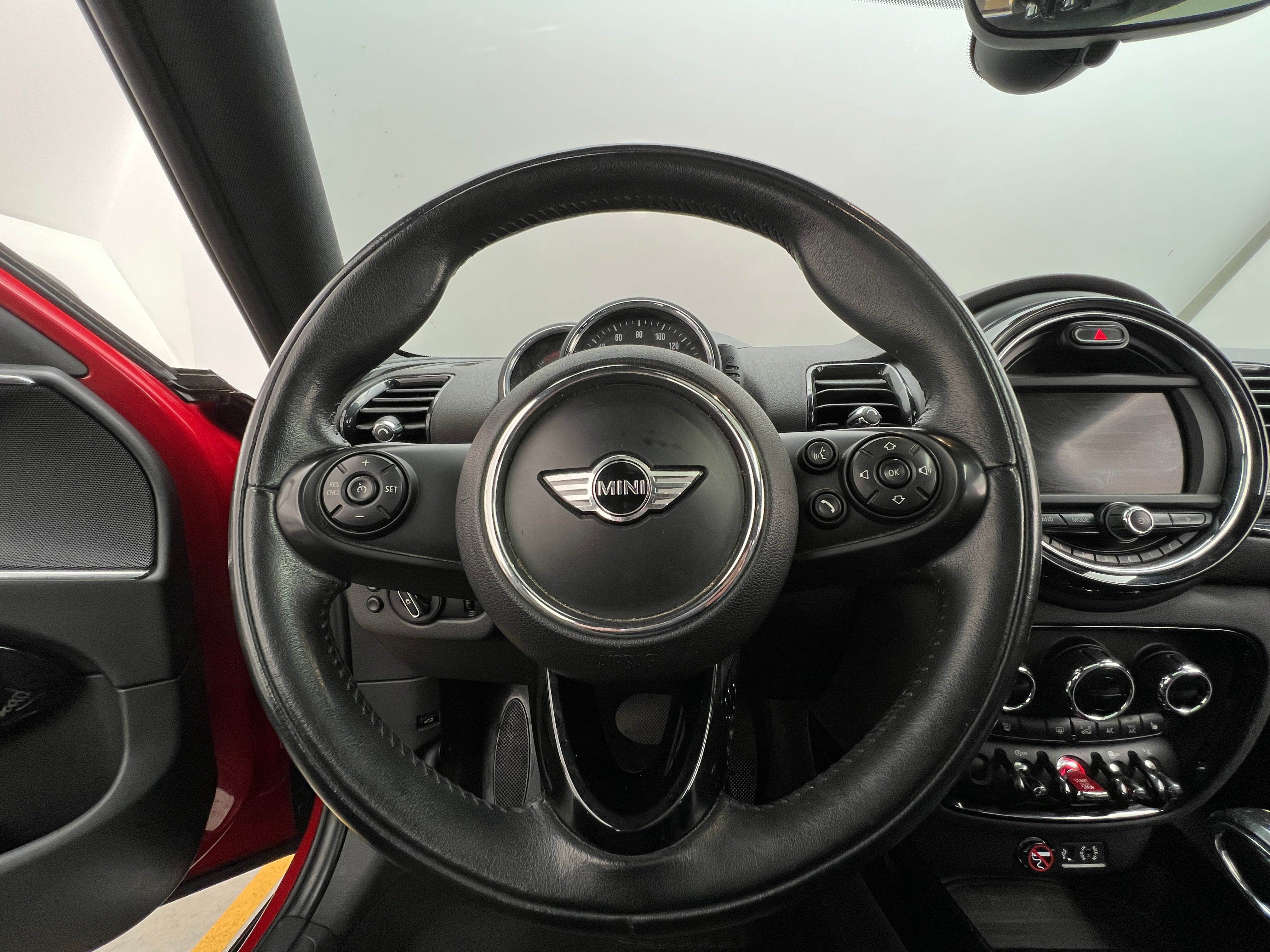 2016 MINI Cooper Clubman  4