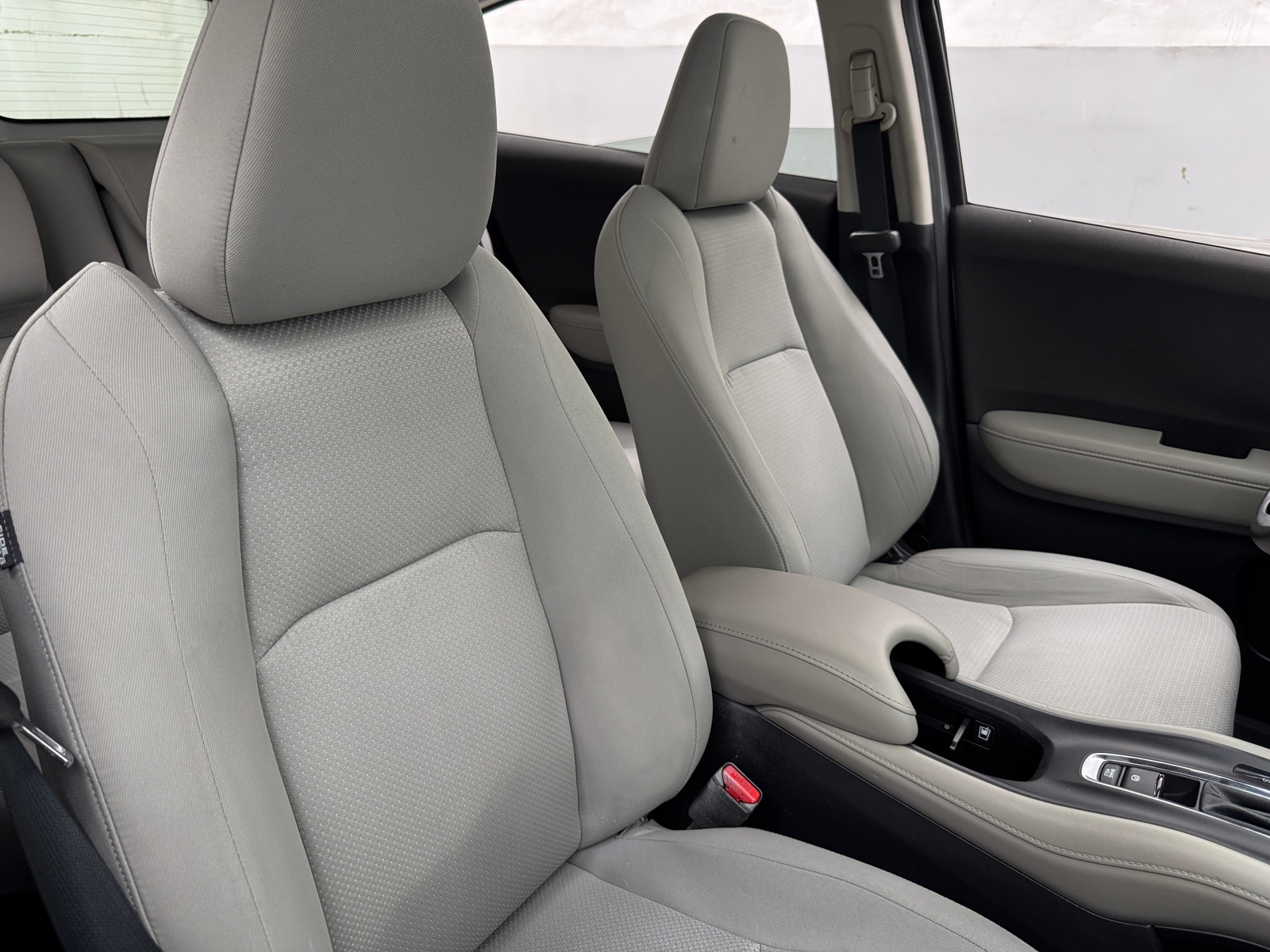 Thumbnail: 2019 Honda HR-V - 2
