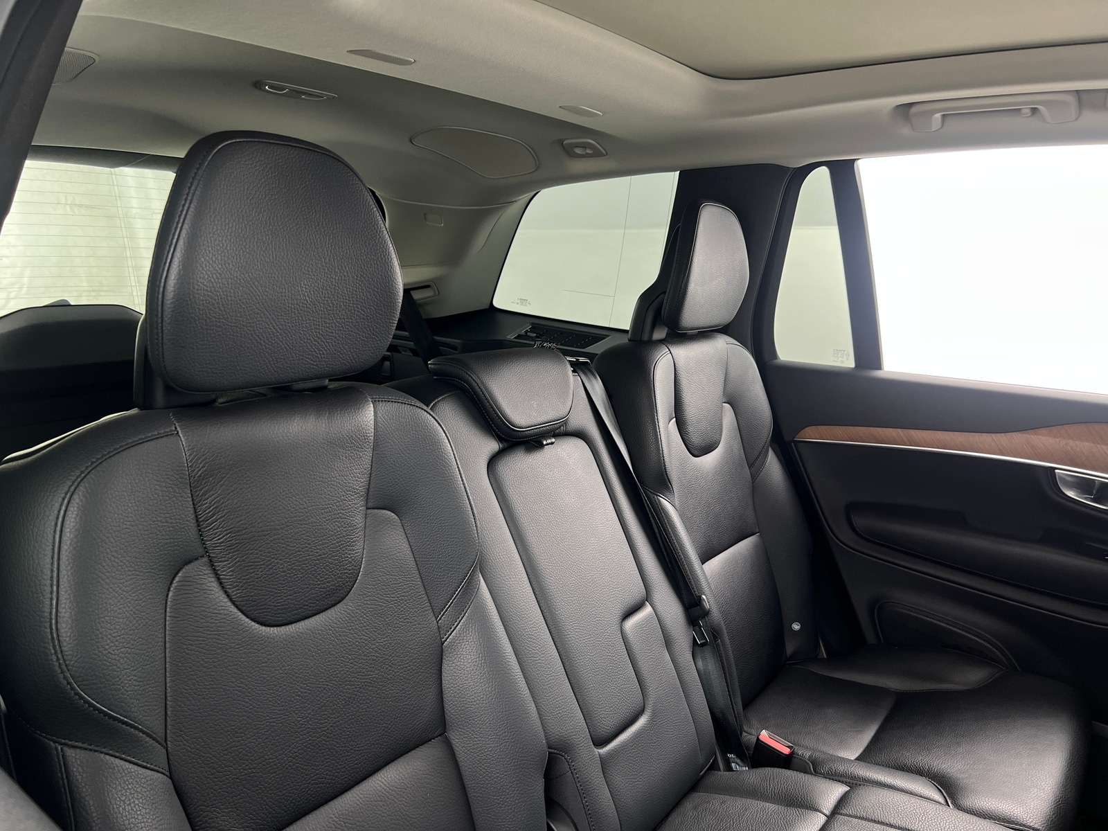 Thumbnail: 2023 Volvo XC90 - 5