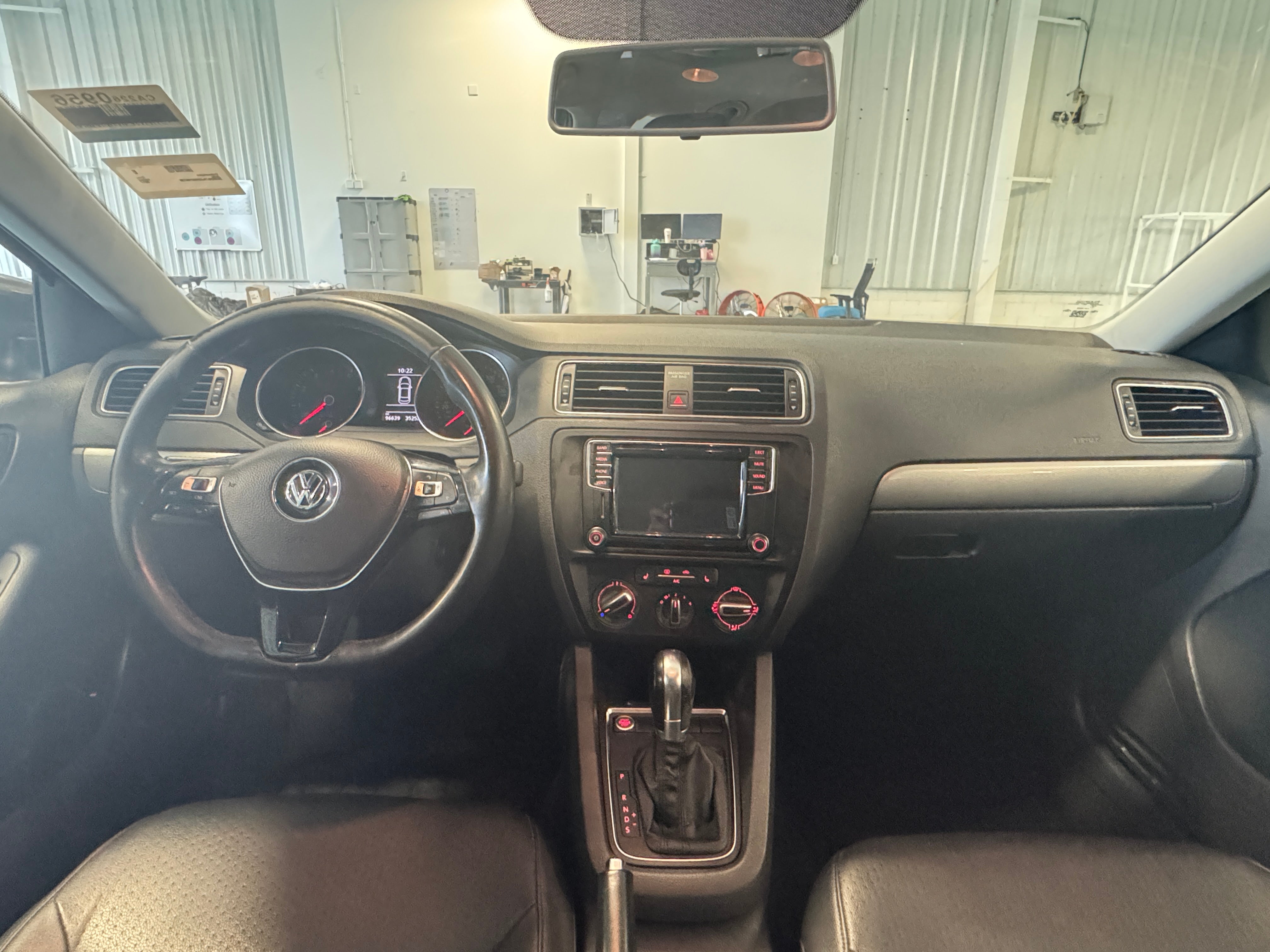 Thumbnail: 2017 Volkswagen Jetta - 2