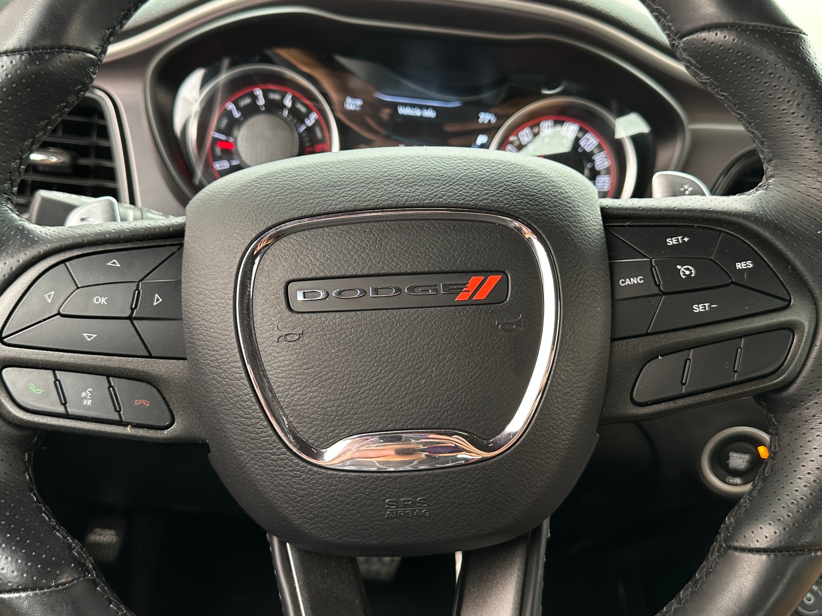 Thumbnail: 2022 Dodge Challenger - 4