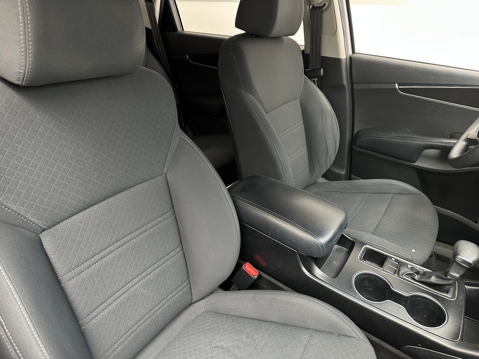 Thumbnail: 2019 Kia Sorento - 2