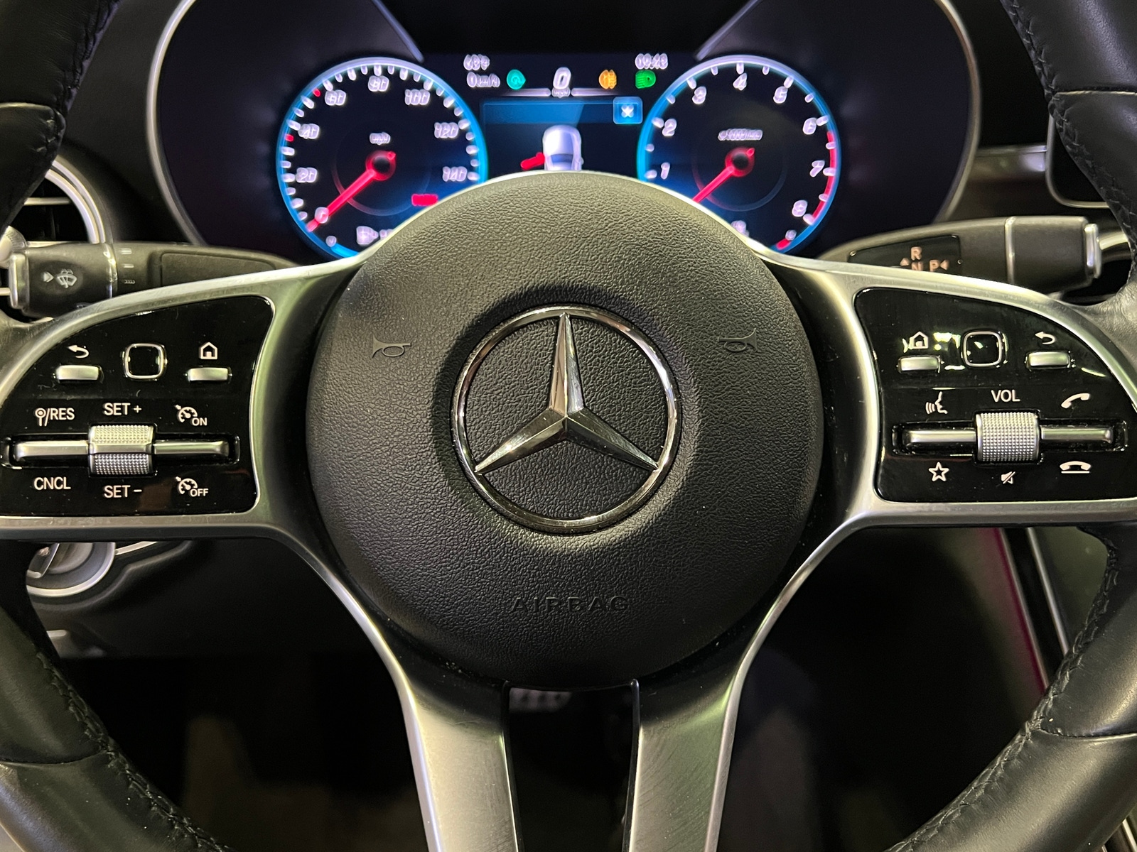 Thumbnail: 2020 Mercedes-Benz C-Class - 4