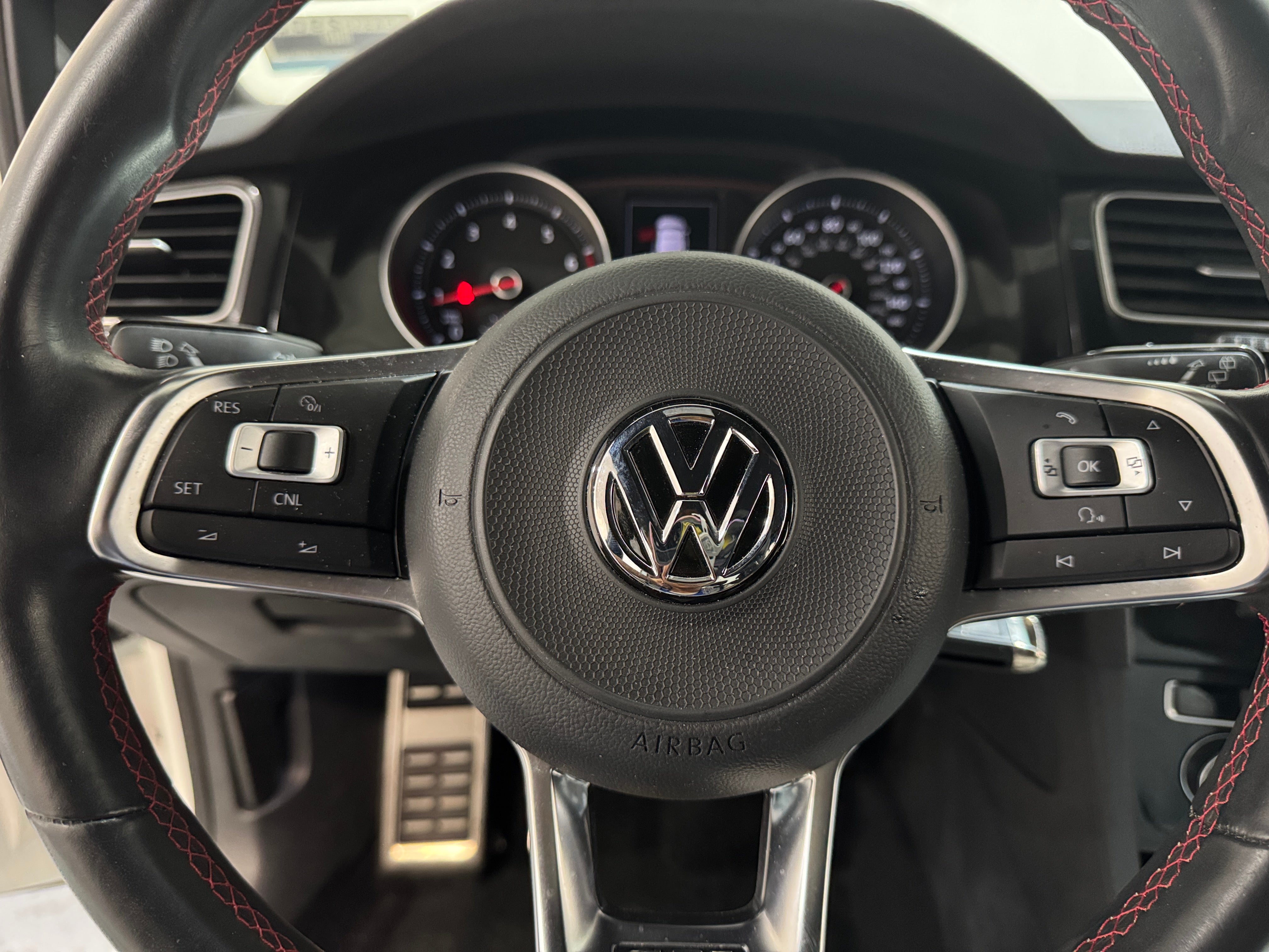 2017 Volkswagen Golf GTI S 5