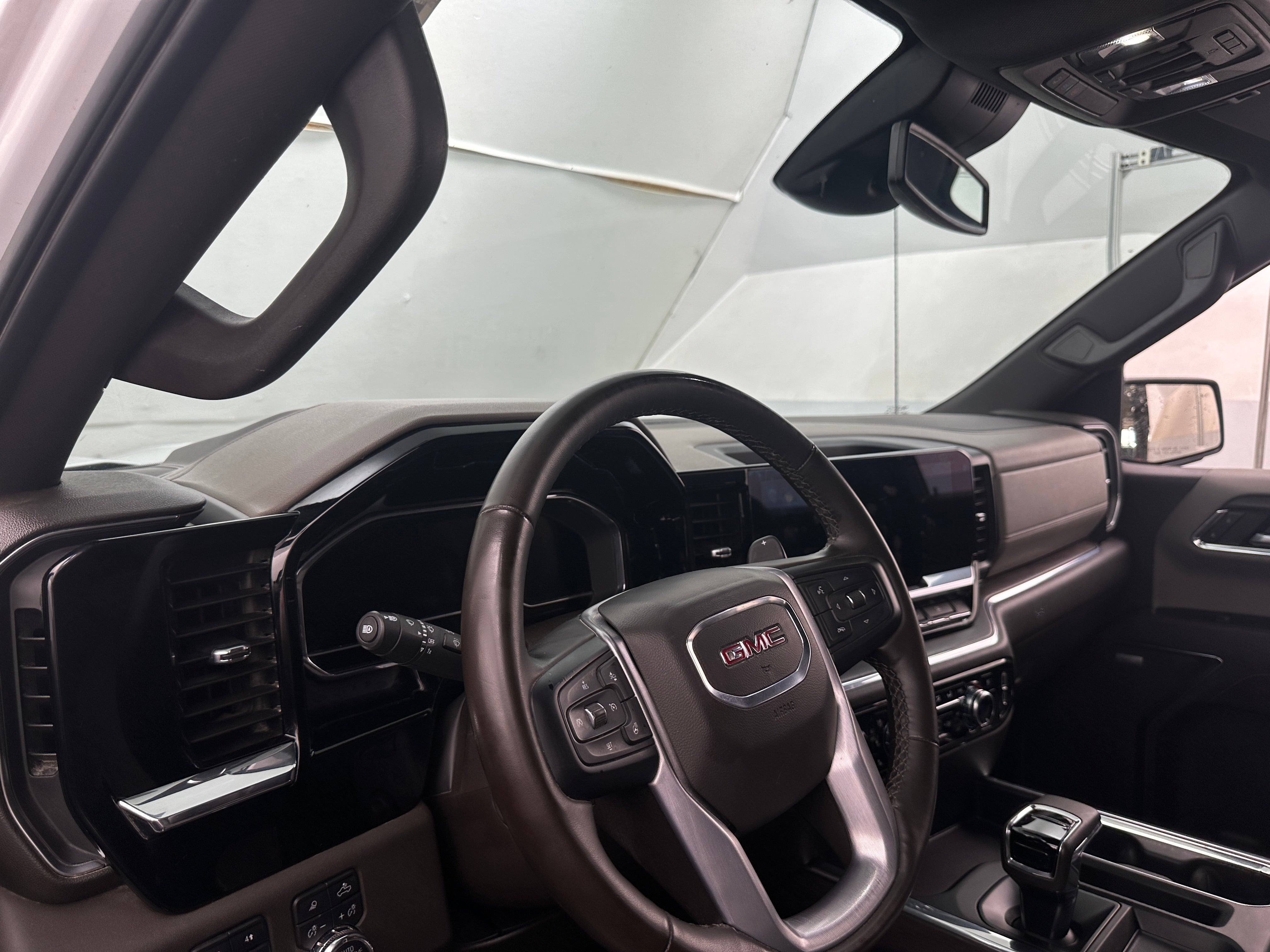 Thumbnail: 2023 GMC Sierra 1500 - 2