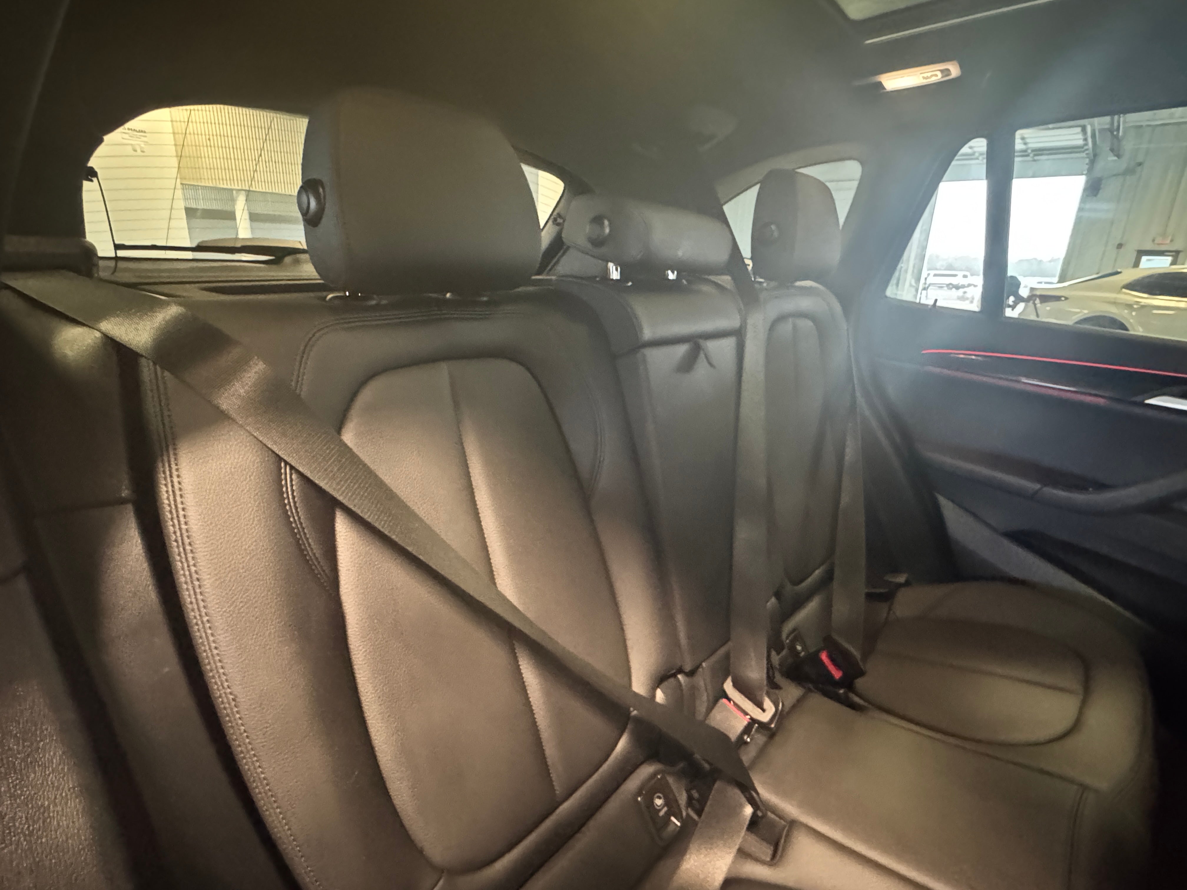 2021 BMW X1 xDrive28i 5
