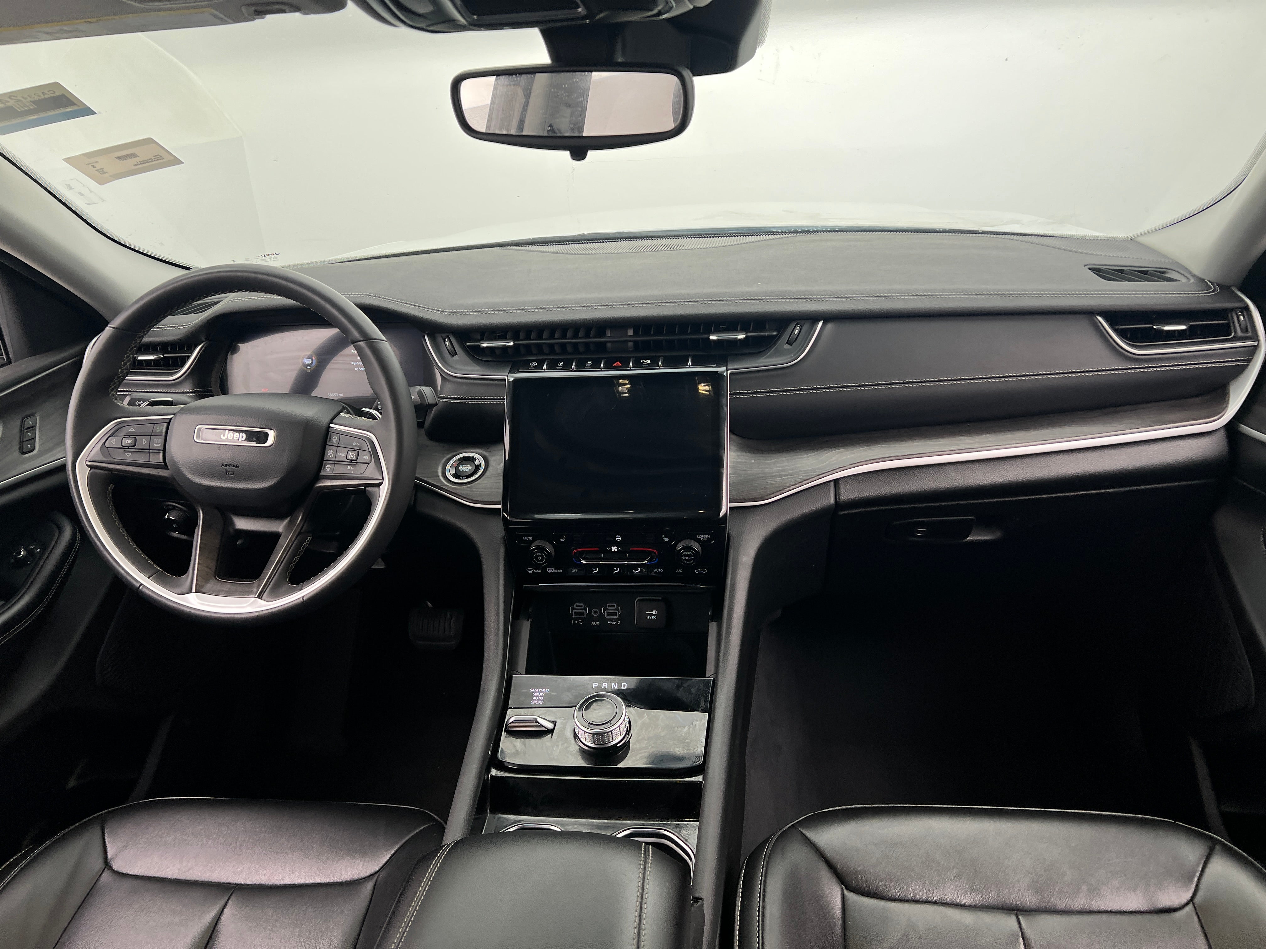 Thumbnail: 2023 Jeep Grand Cherokee L - 2