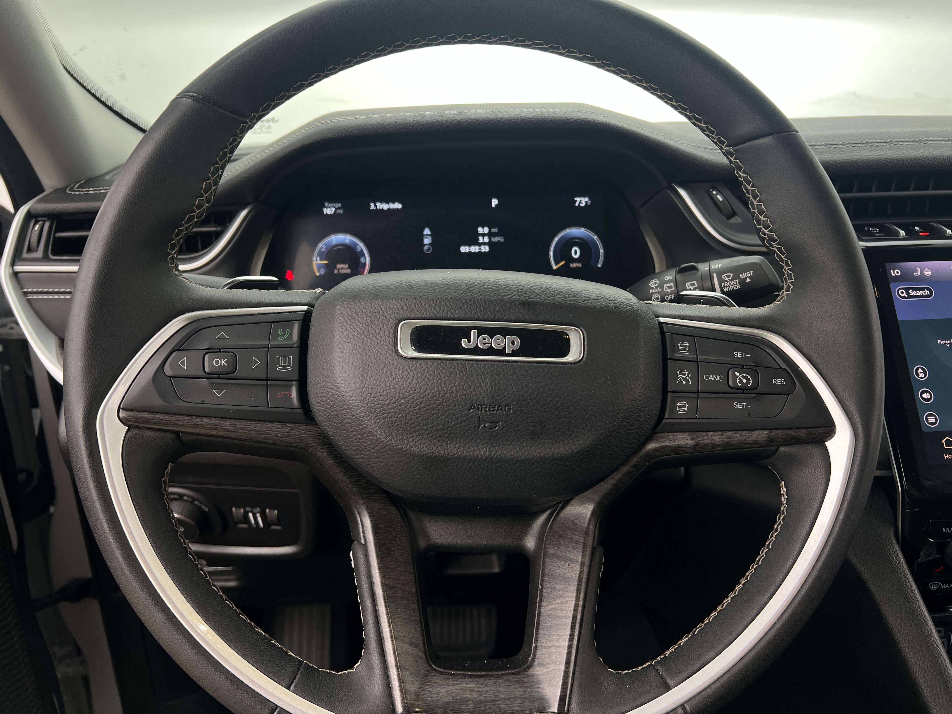 Thumbnail: 2023 Jeep Grand Cherokee L - 4