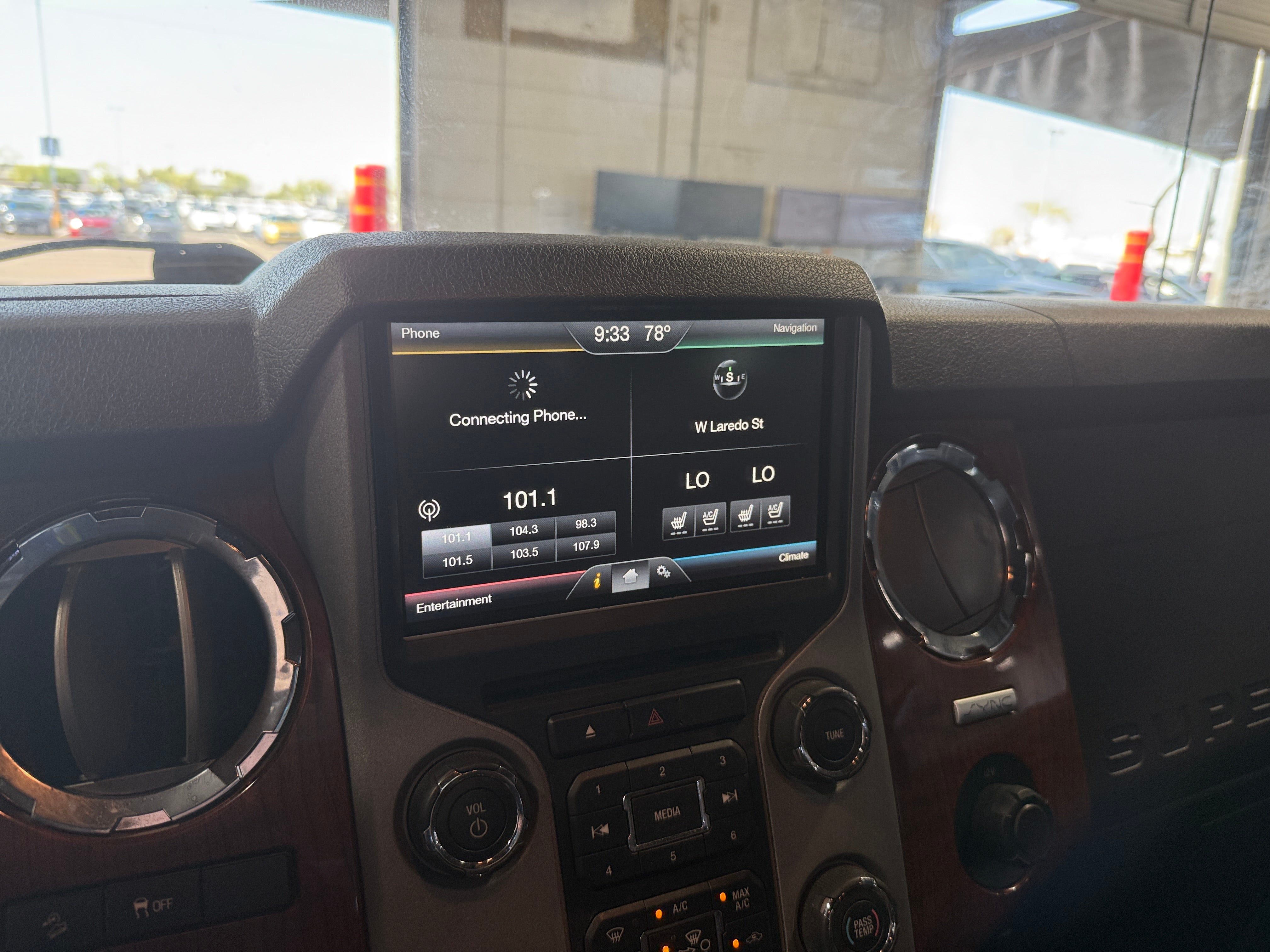 2015 Ford Econoline E-350 3