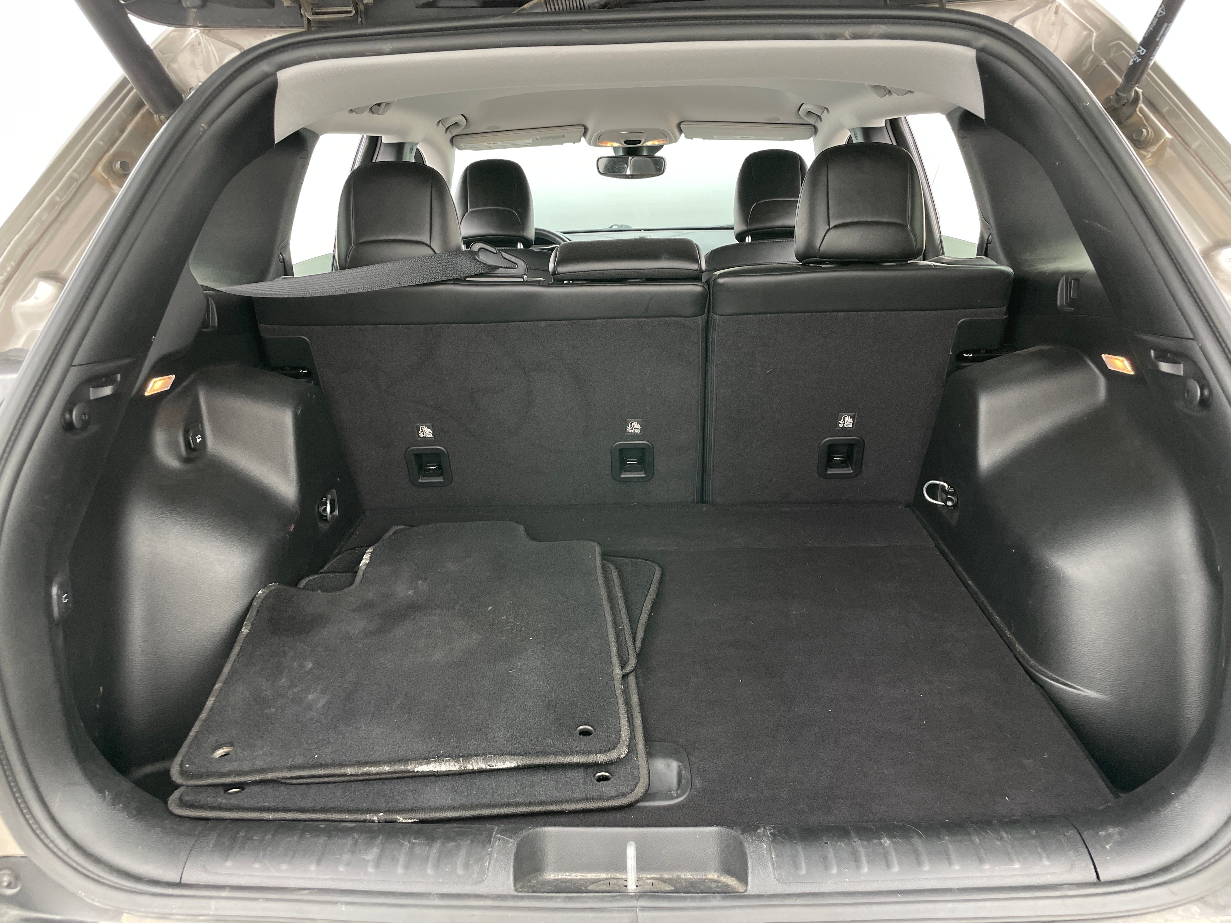2021 Jeep Cherokee Latitude 6
