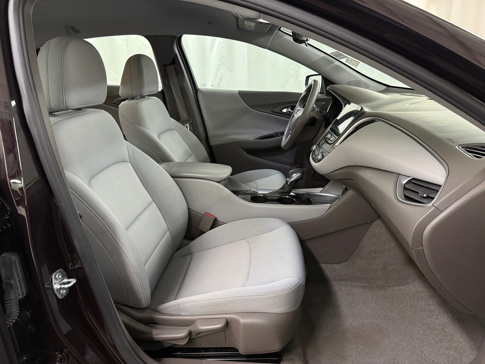 Thumbnail: 2021 Chevrolet Malibu - 2