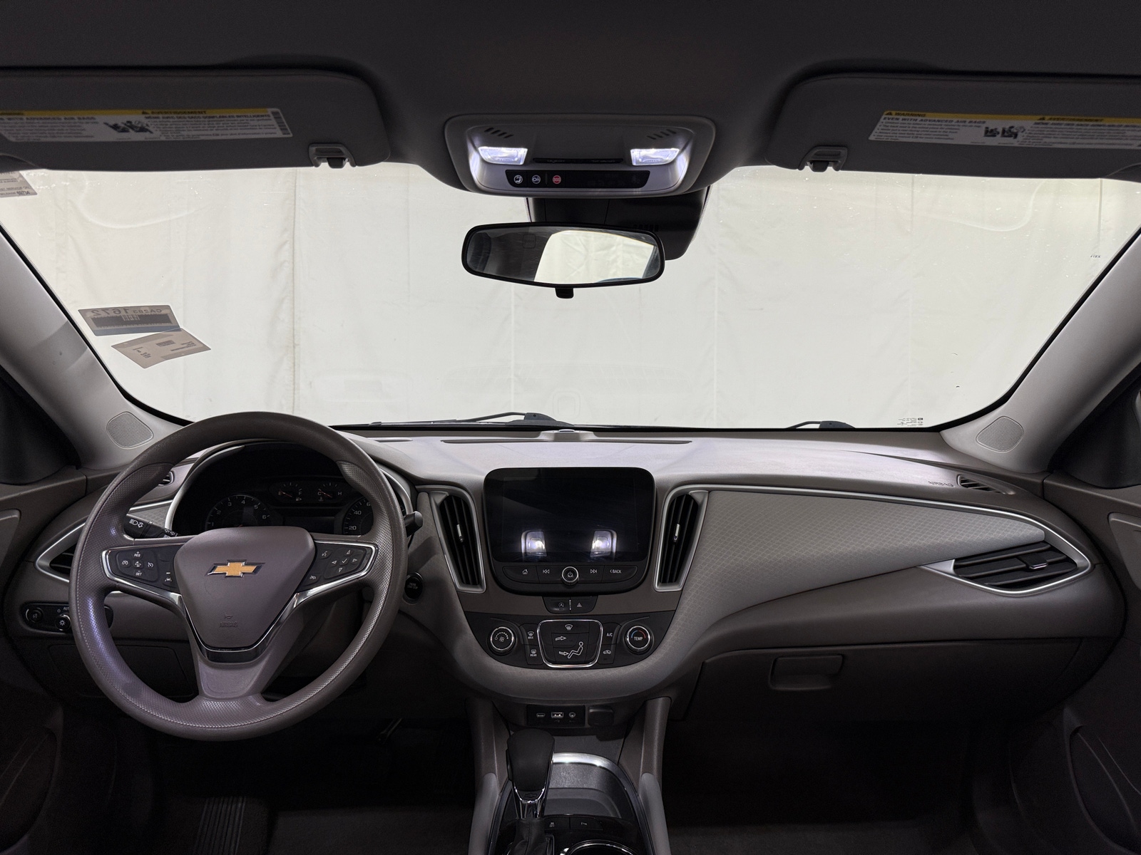 Thumbnail: 2021 Chevrolet Malibu - 3