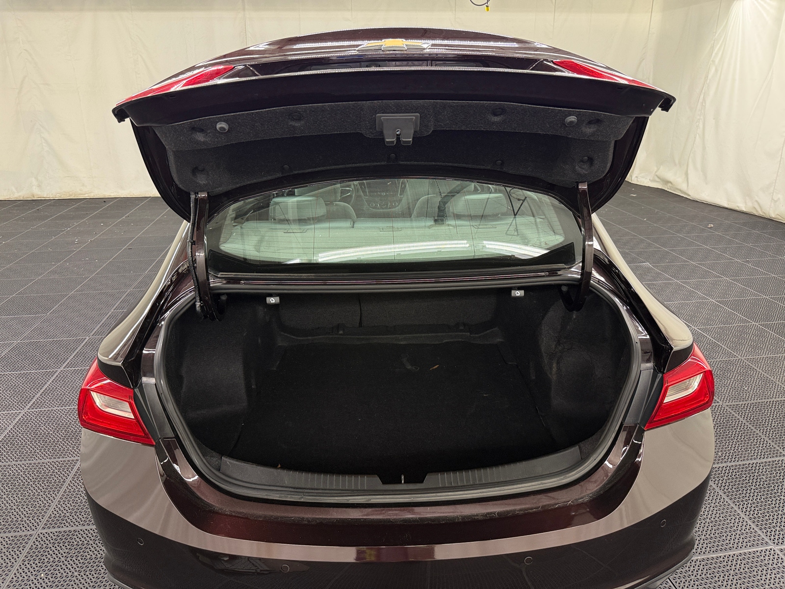 Thumbnail: 2021 Chevrolet Malibu - 7