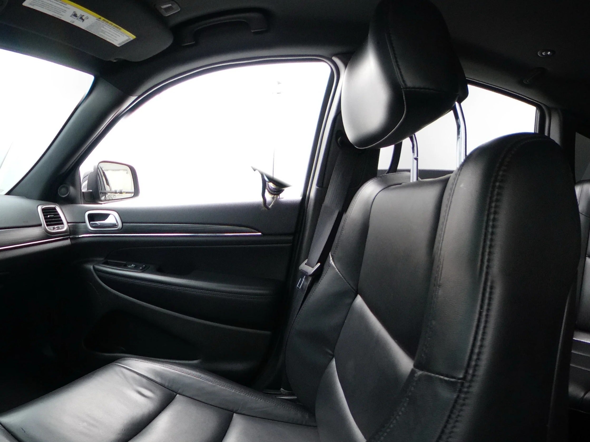2019 Jeep Grand Cherokee Limited Edition 2