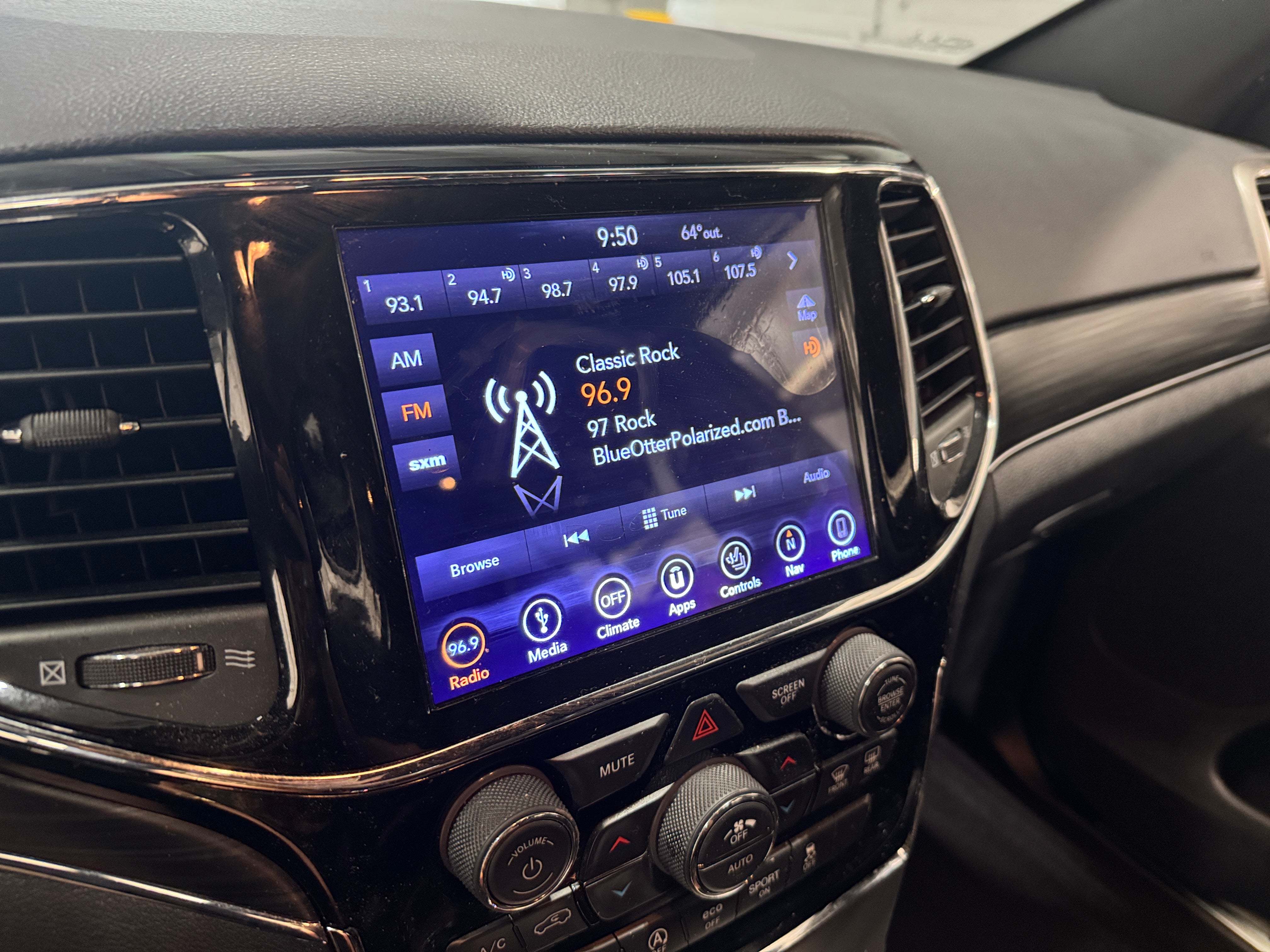 2019 Jeep Grand Cherokee Limited Edition 4