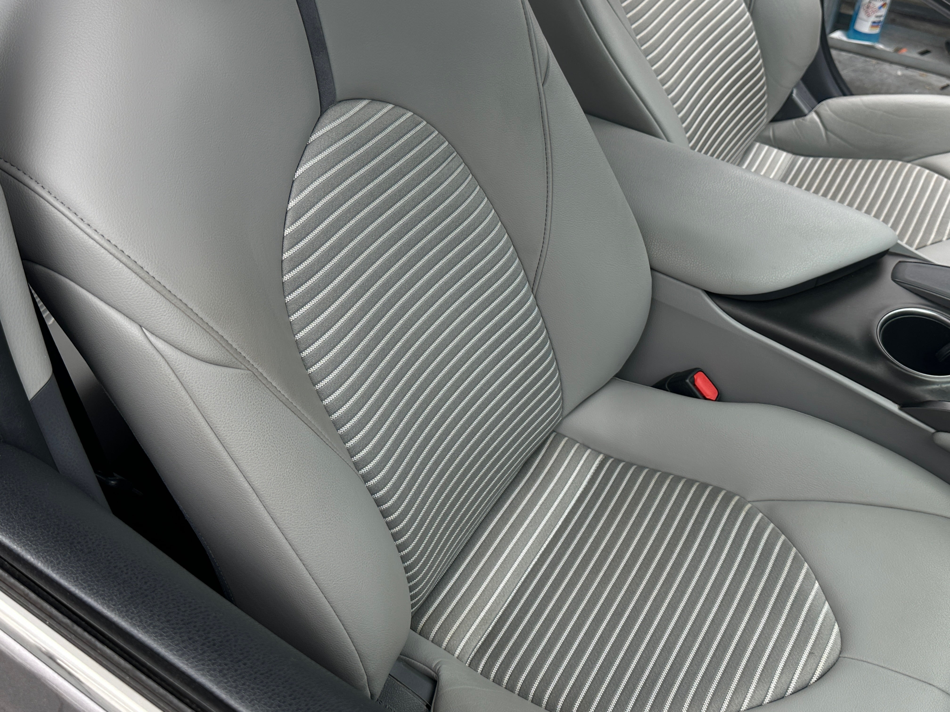 2021 Toyota Camry SE 2