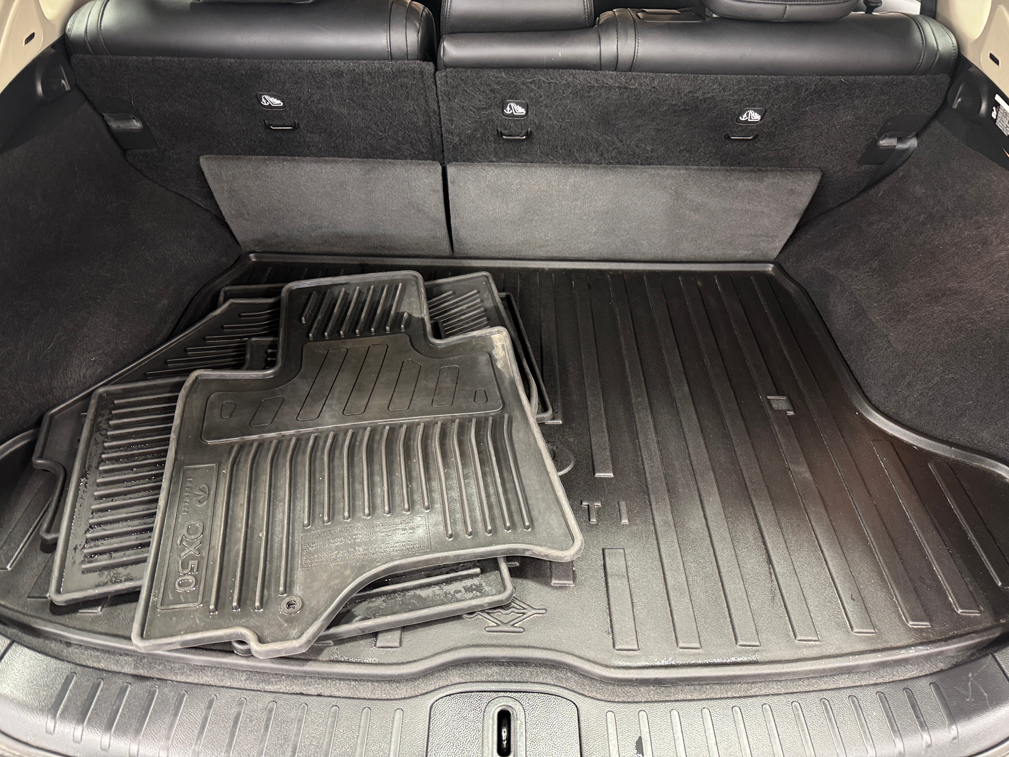 2017 INFINITI QX50 Base 6