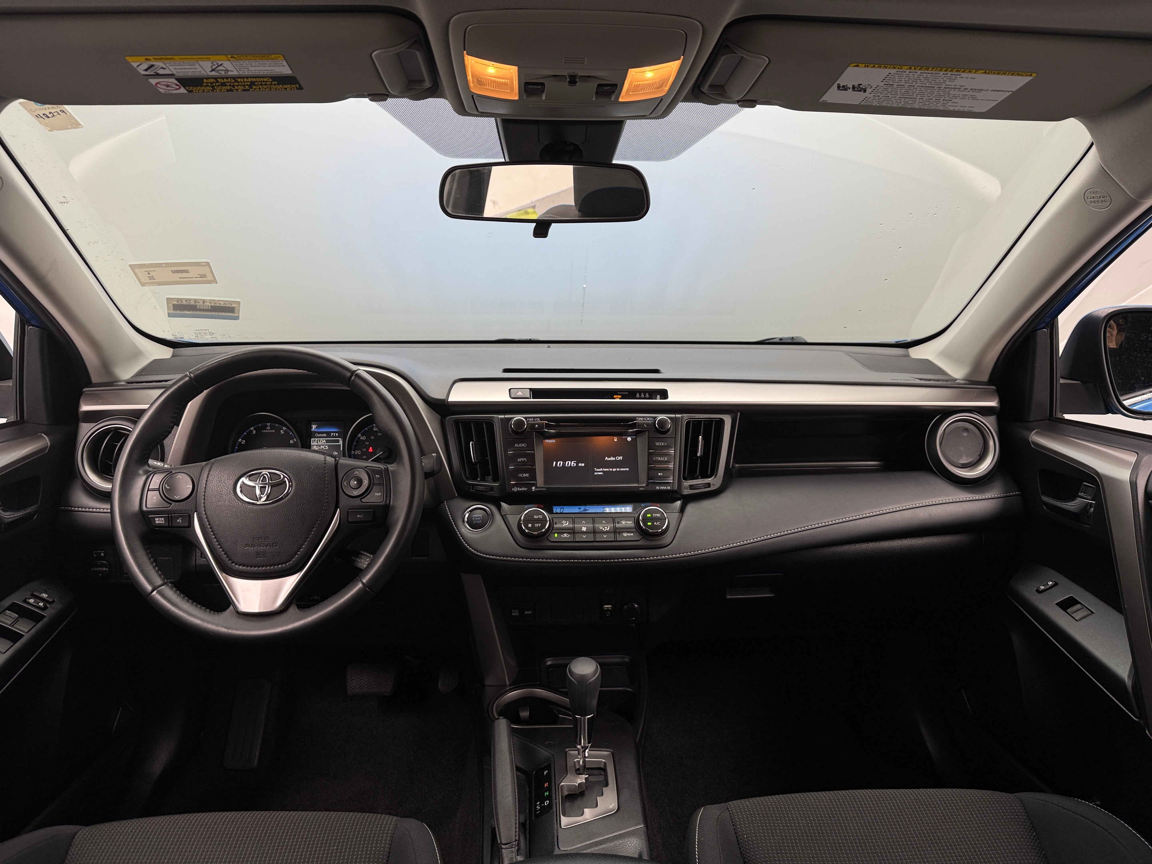 2018 Toyota RAV4 XLE 3