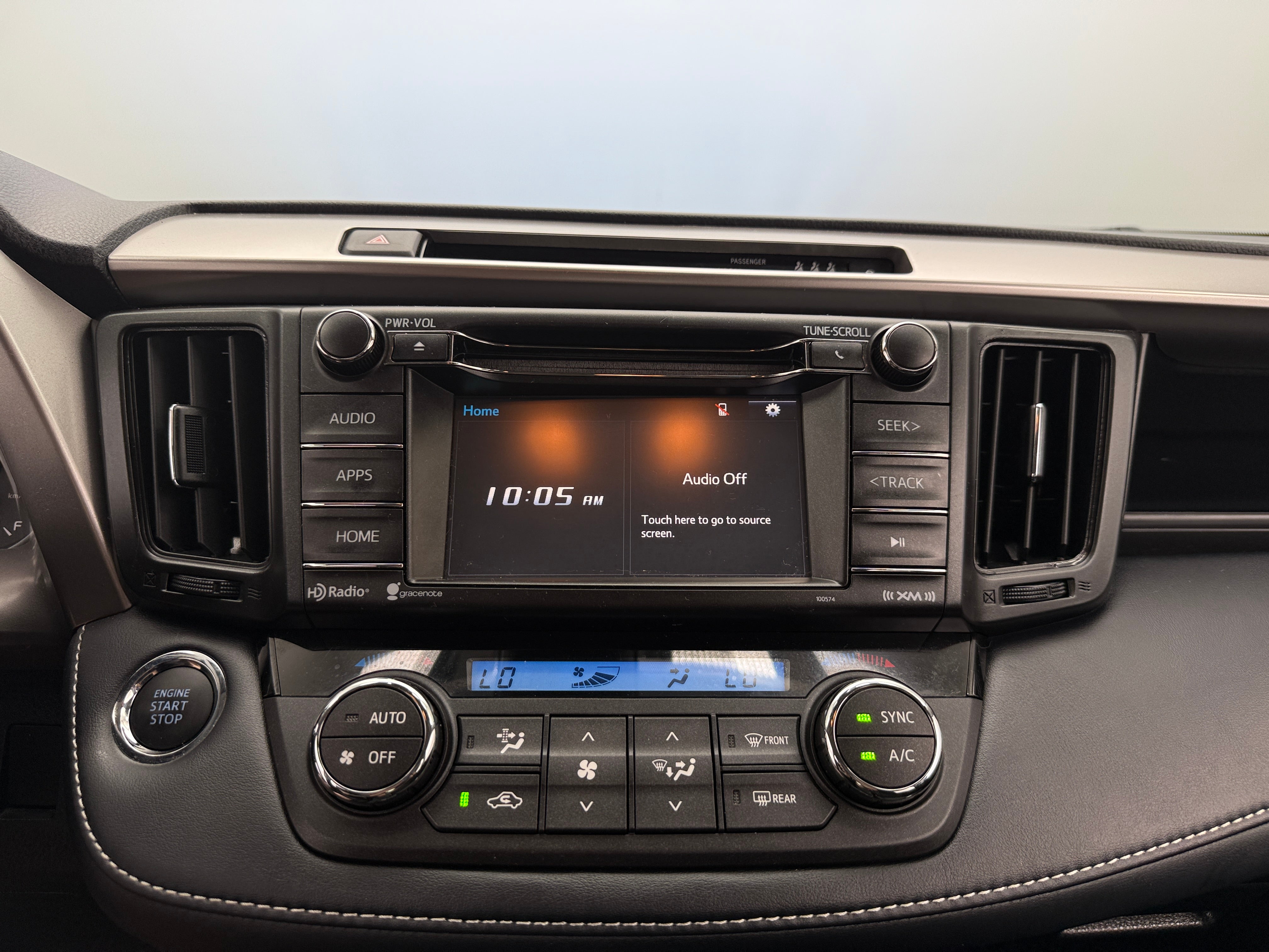 2018 Toyota RAV4 XLE 4