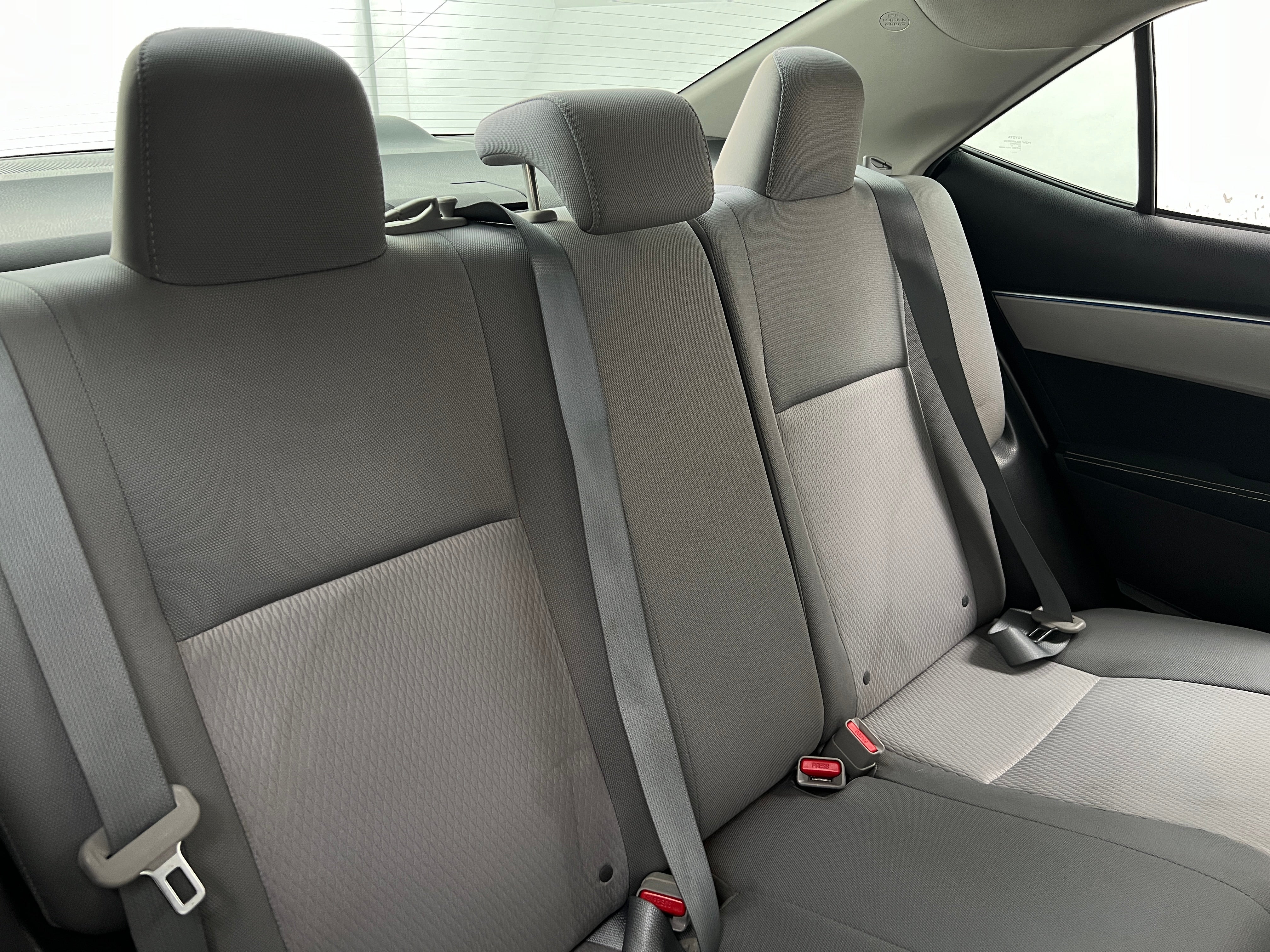2014 Toyota Corolla LE 6